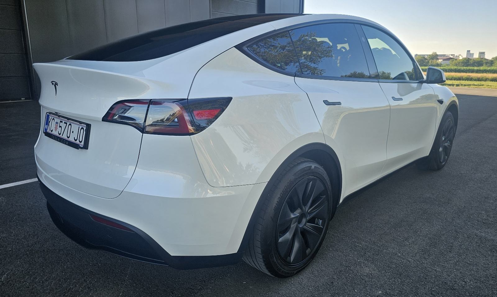 Tesla Model Y Long range, HW4, registriran, model s najvećim dometom, fotografija 5