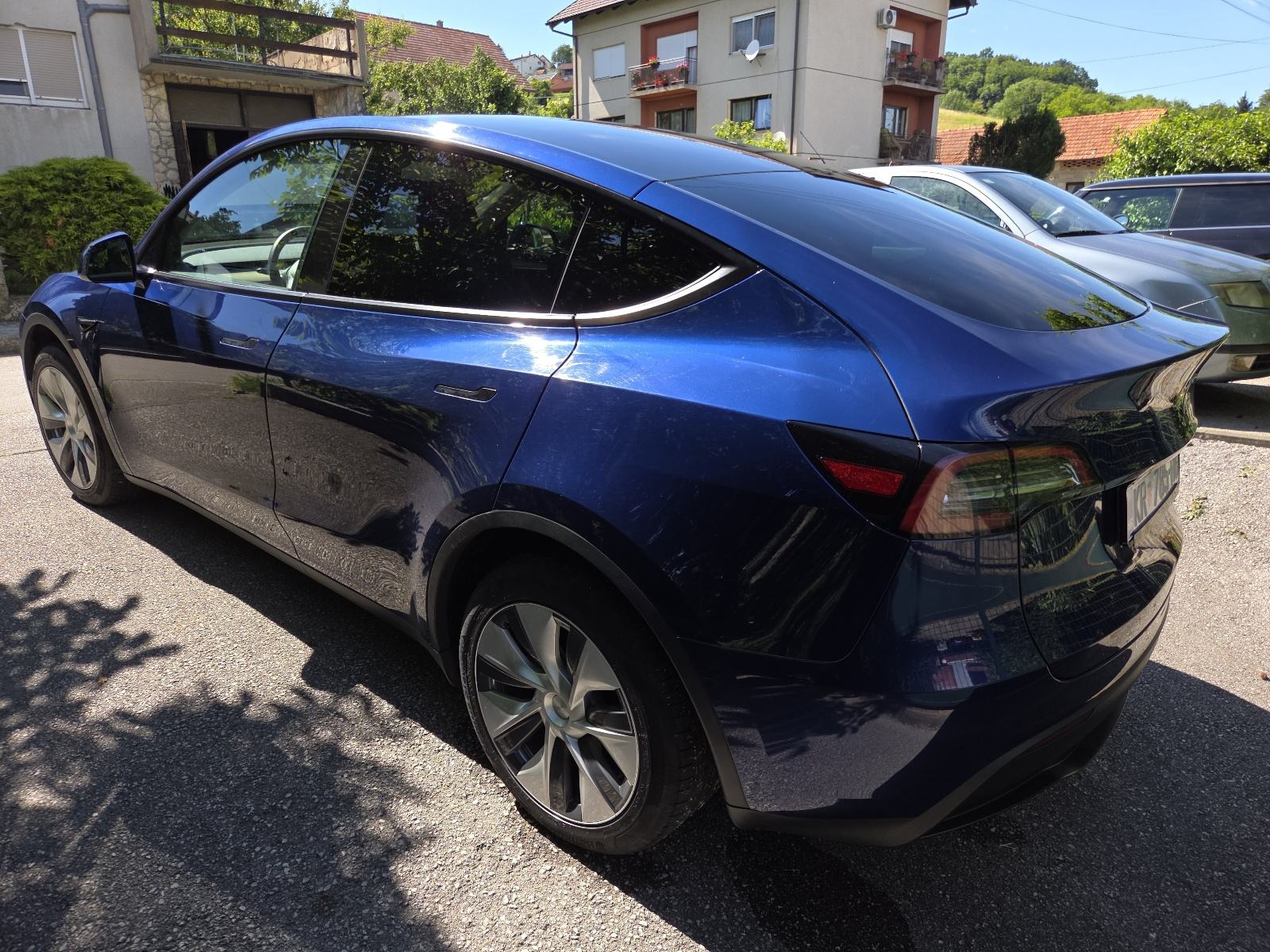 Tesla Model Y LR AWD Acceleration boost KUKA, fotografija 4