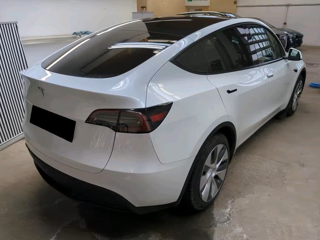 Tesla Model Y Model Y automatik, fotografija 5