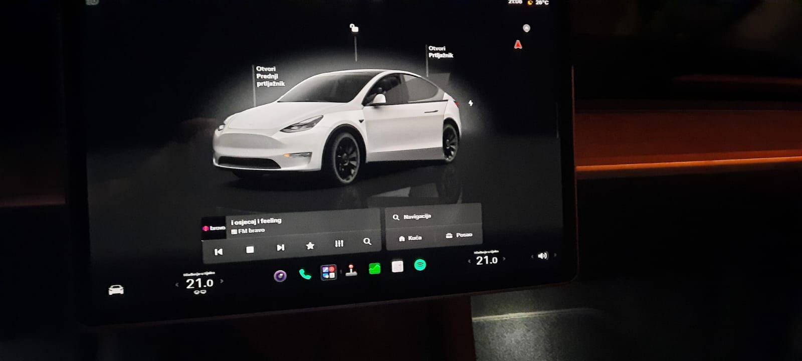 Tesla Model Y Performance Dual Motor automatik, fotografija 11