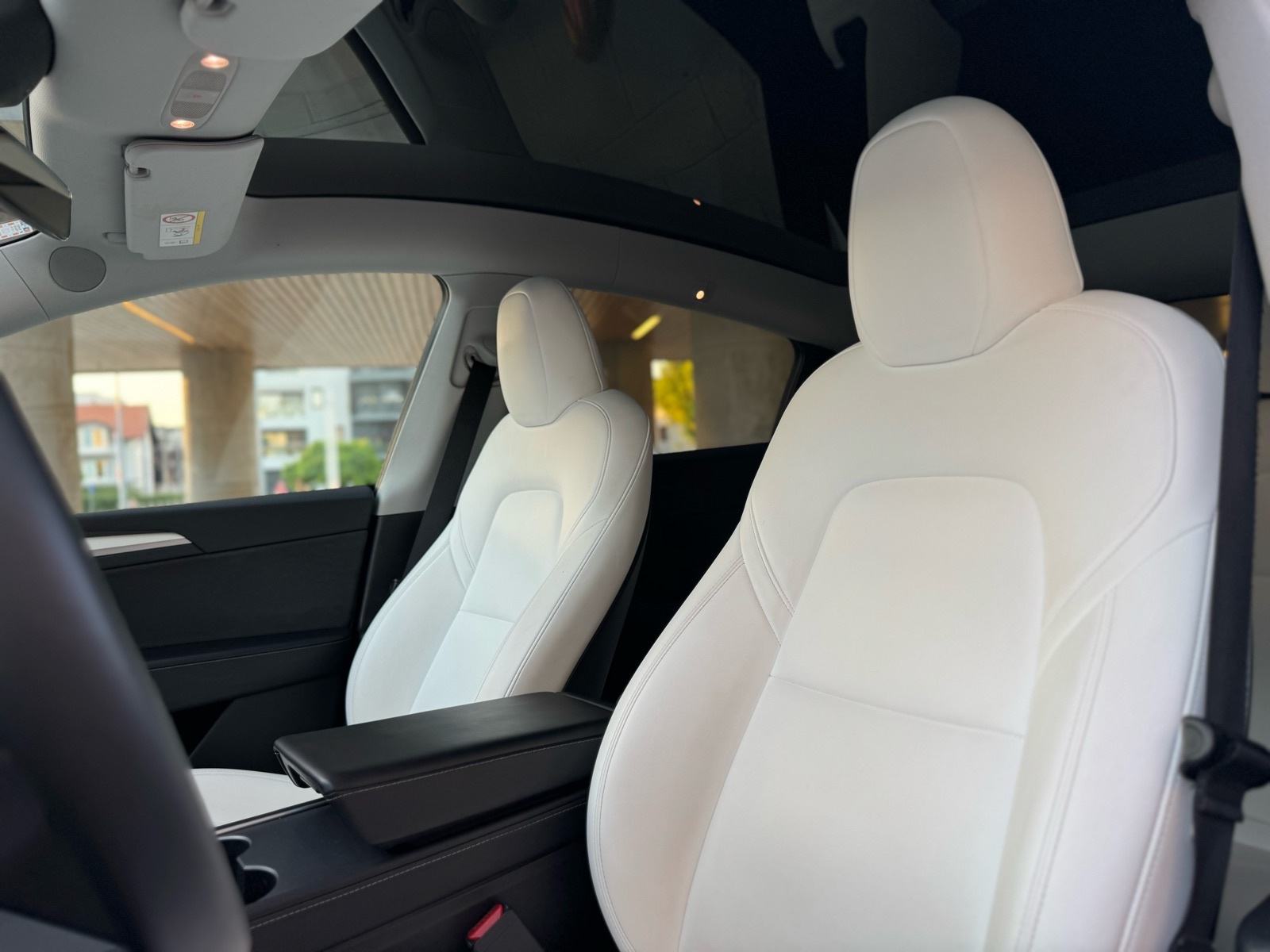 TESLA MODEL Y PERFORMANCE- DUAL MOTOR AWD, fotografija 14