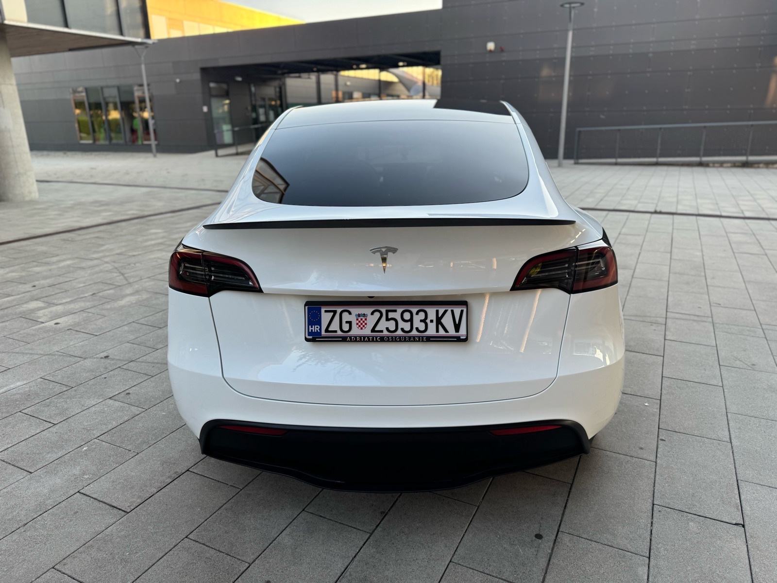 TESLA MODEL Y PERFORMANCE- DUAL MOTOR AWD, fotografija 10