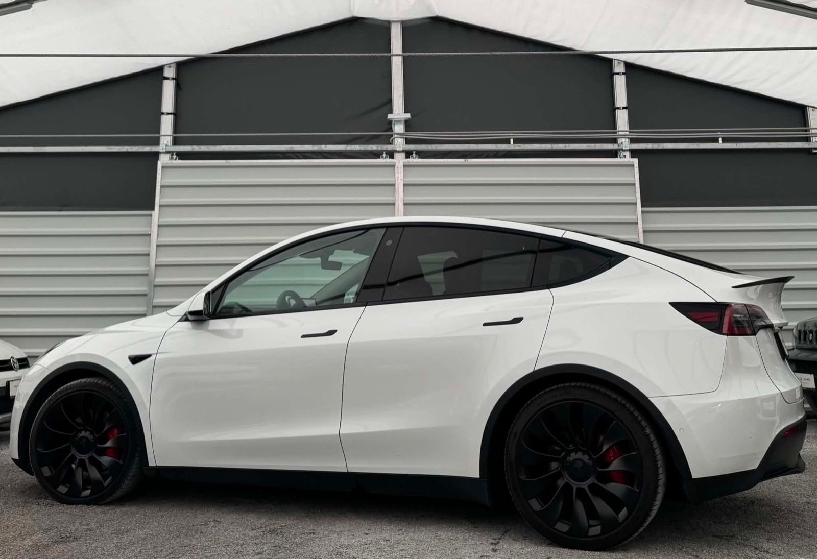 Tesla Model Y PERFORMANCE - RYZEN - AUTOPILOT - ODLIČAN, fotografija 6