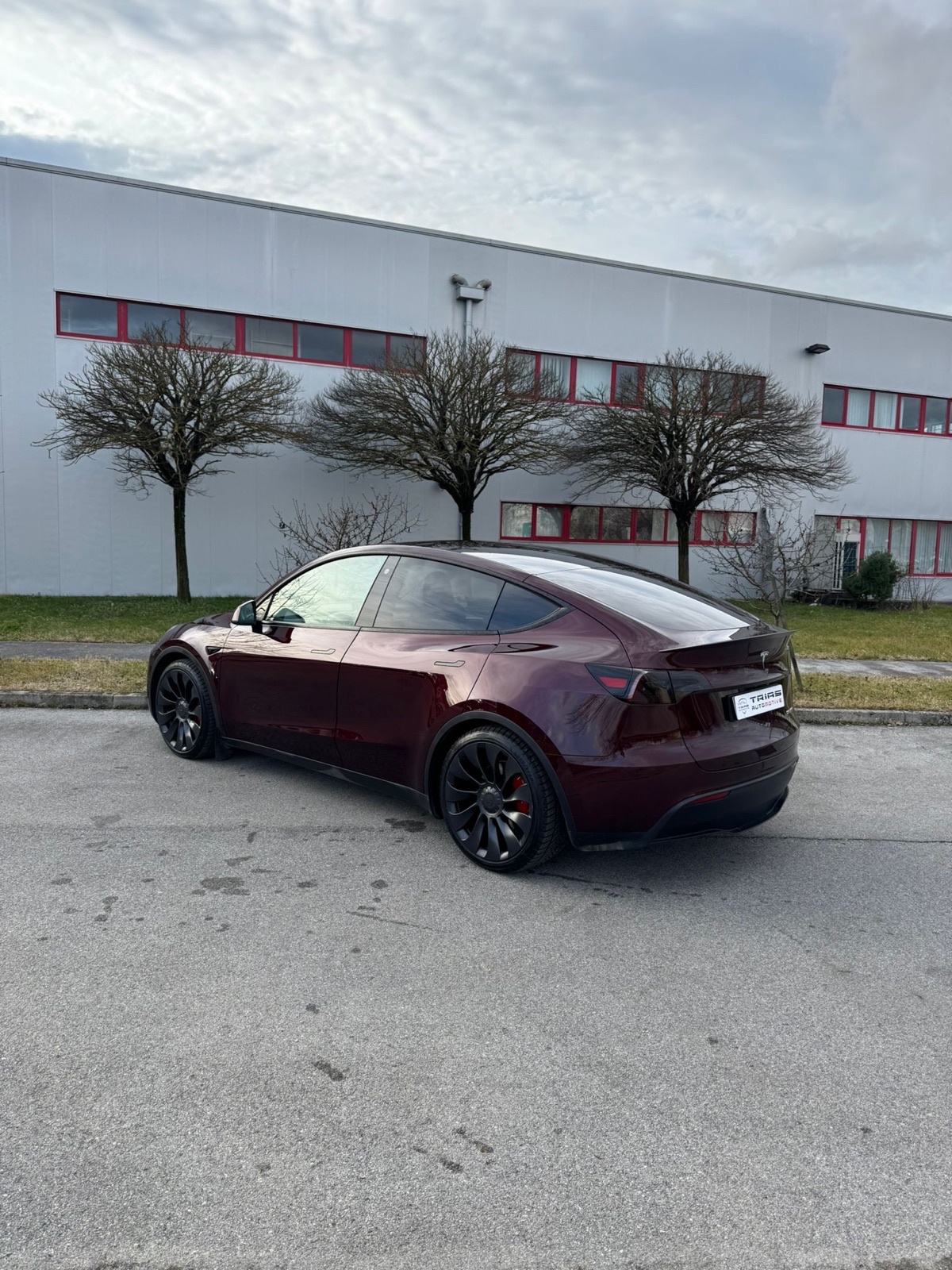Tesla Model Y Performance, fotografija 5