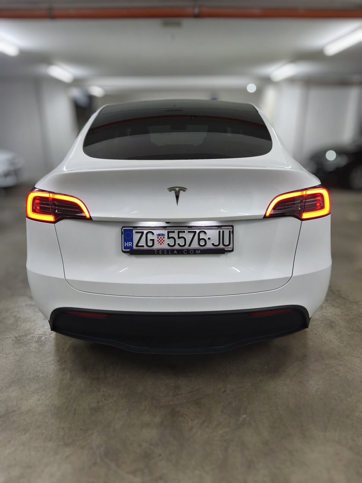 Tesla Model Y RWD 2024 BYD blade baterija, fotografija 6