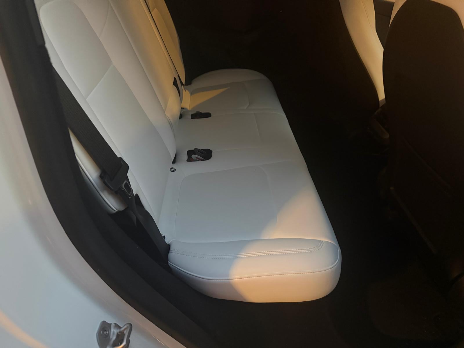Tesla Model Y RWD automatik_Premium stanje kao novo, fotografija 11
