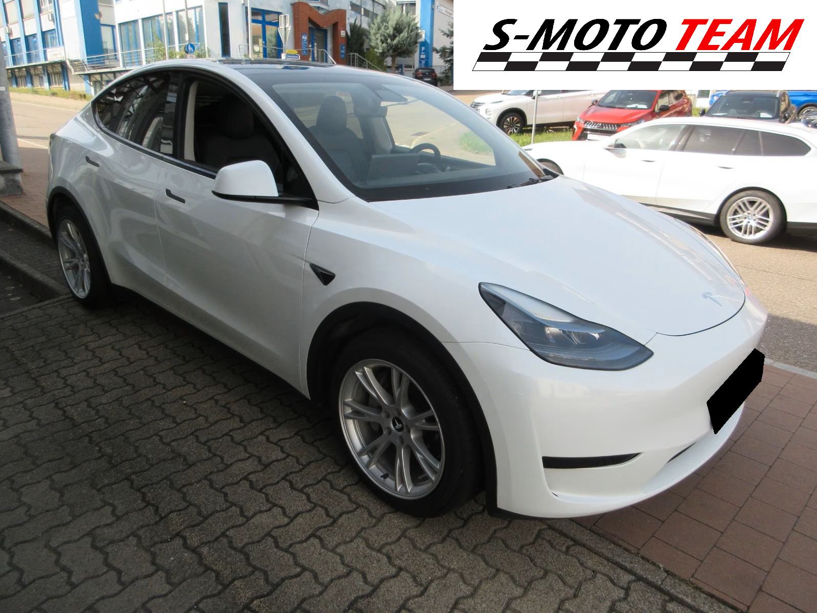 Tesla Model Y RWD
