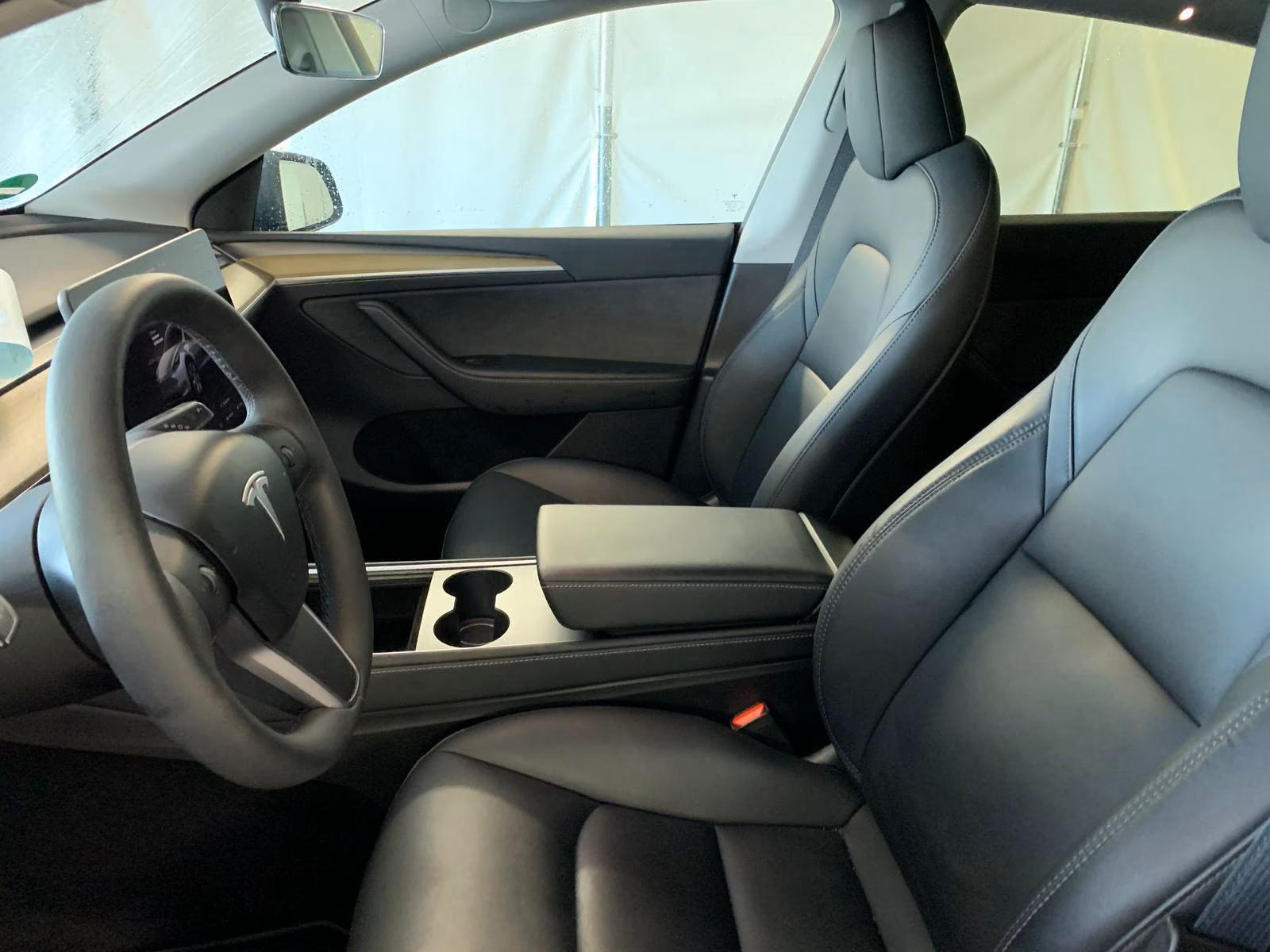 Tesla Model Y RYZEN, fotografija 8