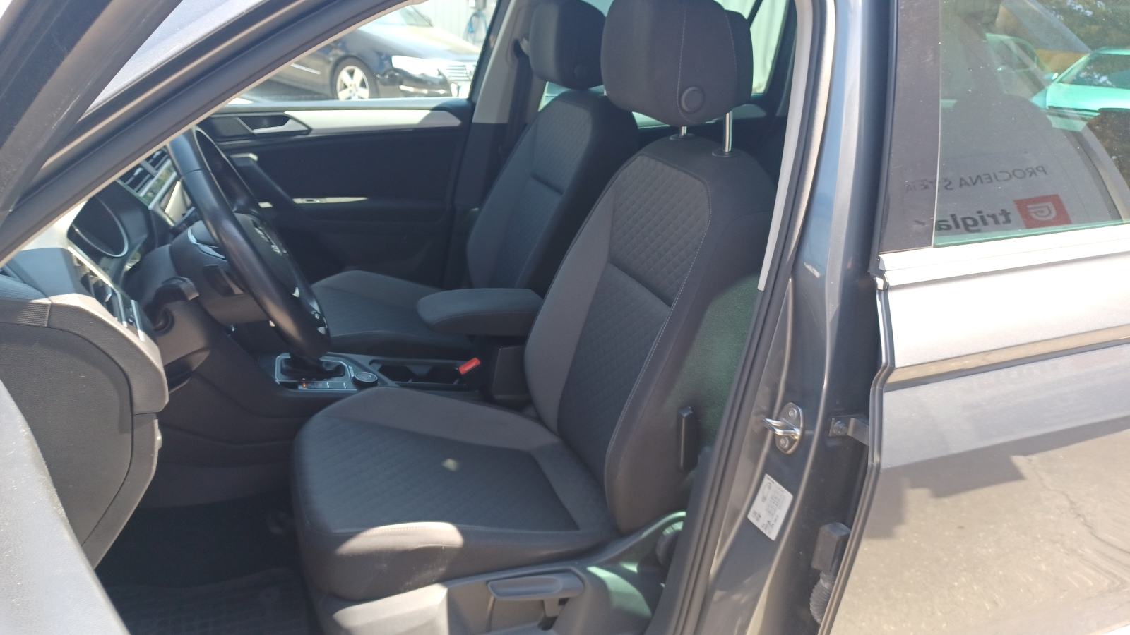TIGUAN 2.0 TDI DSG 4MOTION,R-LINE,190ks, LED,NAVI,ACC,APP, 3xKlima,19", fotografija 10