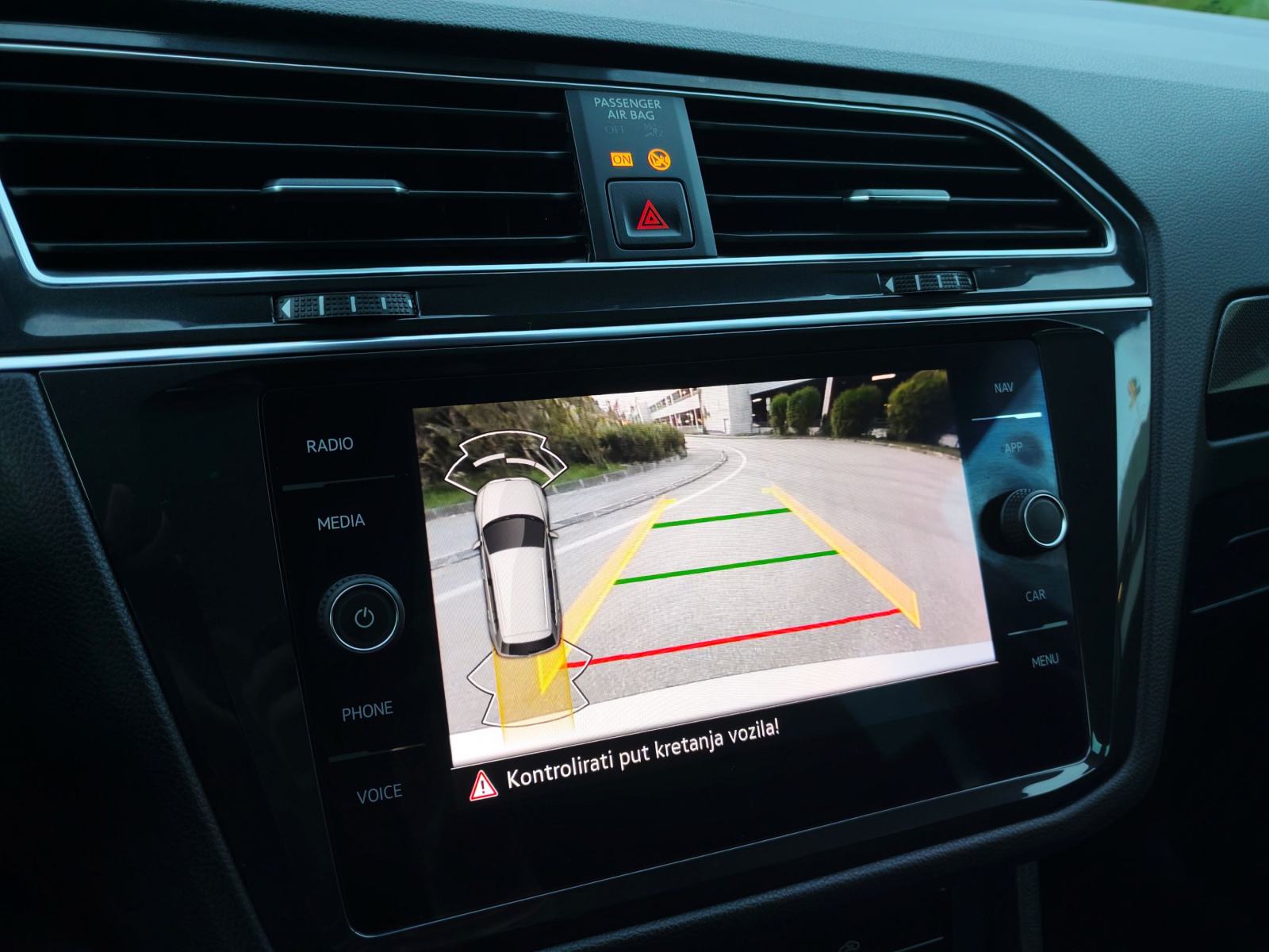 TIGUAN 2.0 TDI LIFE*AUTOMATIK*LED*NAVI*KAMERA*ACC*ALU*NOVE GUME*SERVIS, fotografija 7