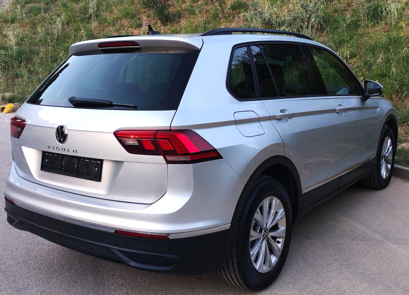 TIGUAN 2.0 TDI LIFE*AUTOMATIK*LED*NAVI*KAMERA*ACC*ALU*NOVE GUME*SERVIS, fotografija 12