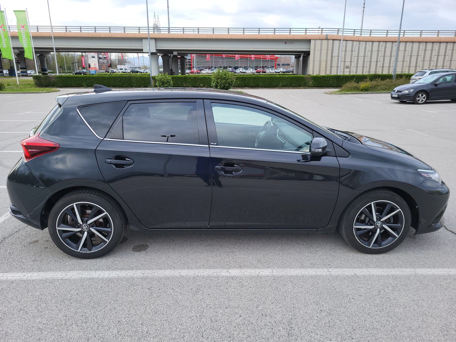 Toyota Auris 1,2, fotografija 5
