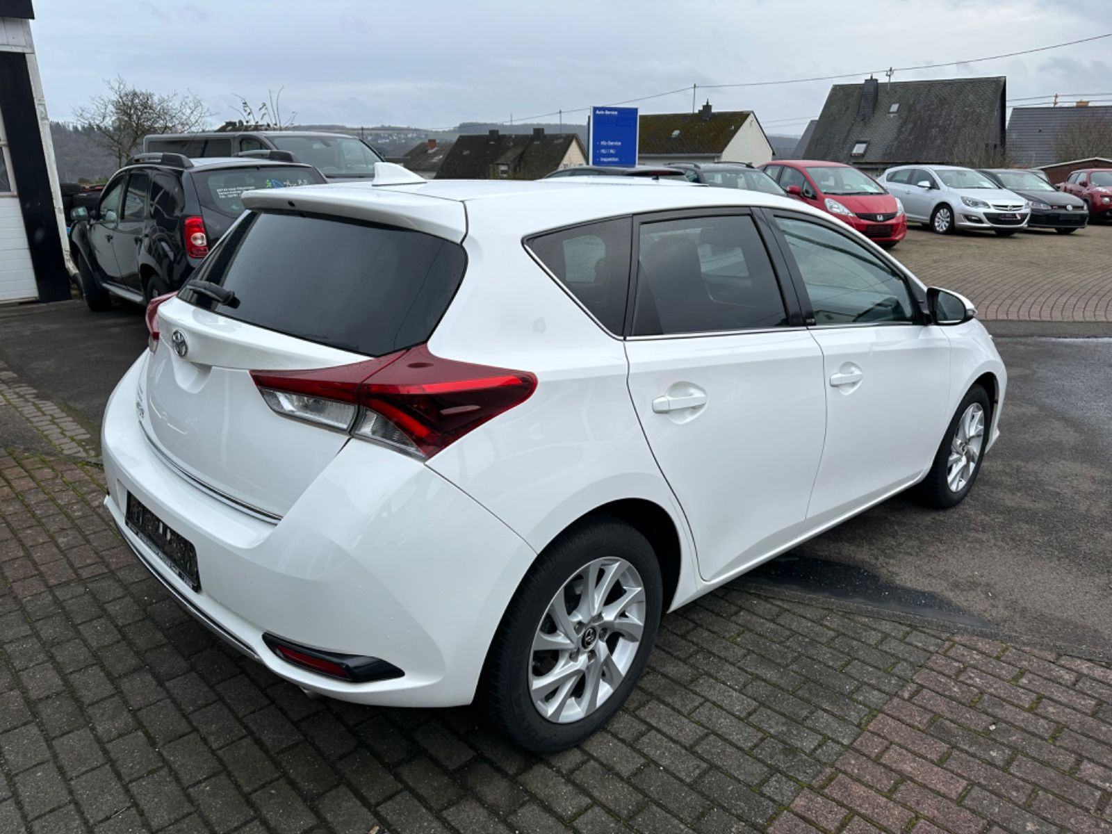 Toyota Auris 1,2 TURBO EDITION S+ KAMERA GRIJ.SICEVI AUTOM.KLIMA, fotografija 4