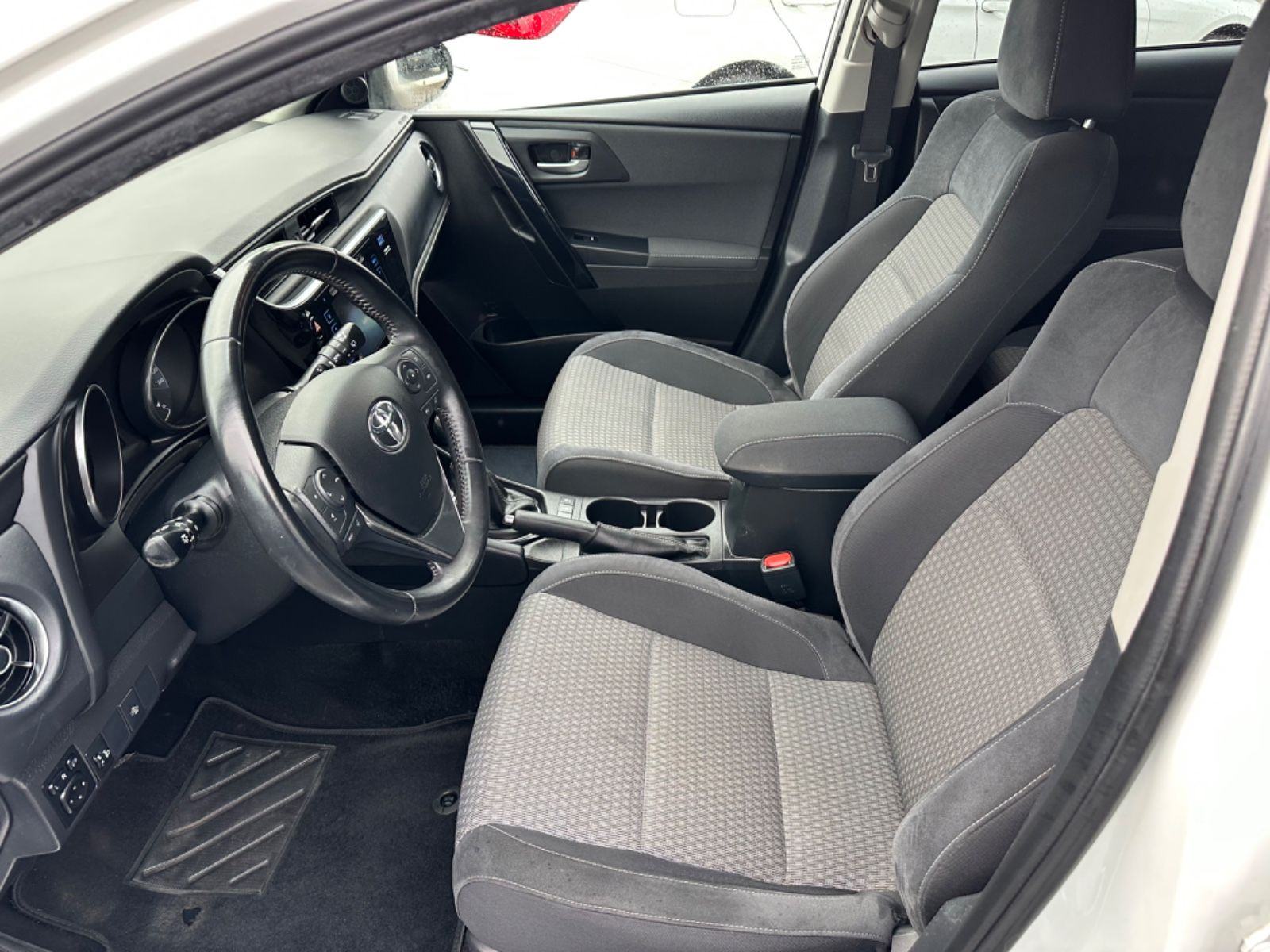 Toyota Auris 1,2 TURBO EDITION S+ KAMERA GRIJ.SICEVI AUTOM.KLIMA, fotografija 8