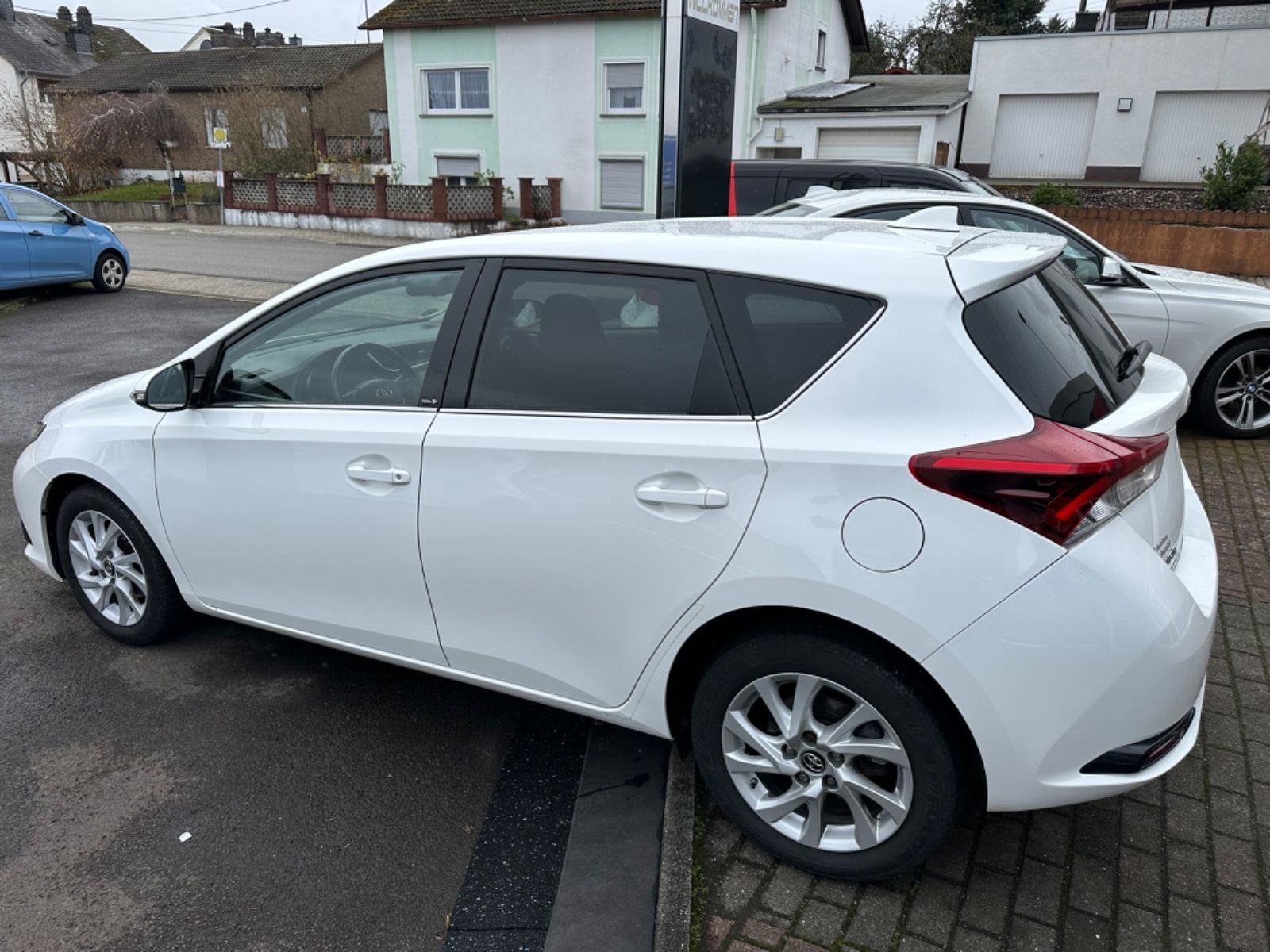 Toyota Auris 1,2 TURBO EDITION S+ KAMERA GRIJ.SICEVI AUTOM.KLIMA, fotografija 5