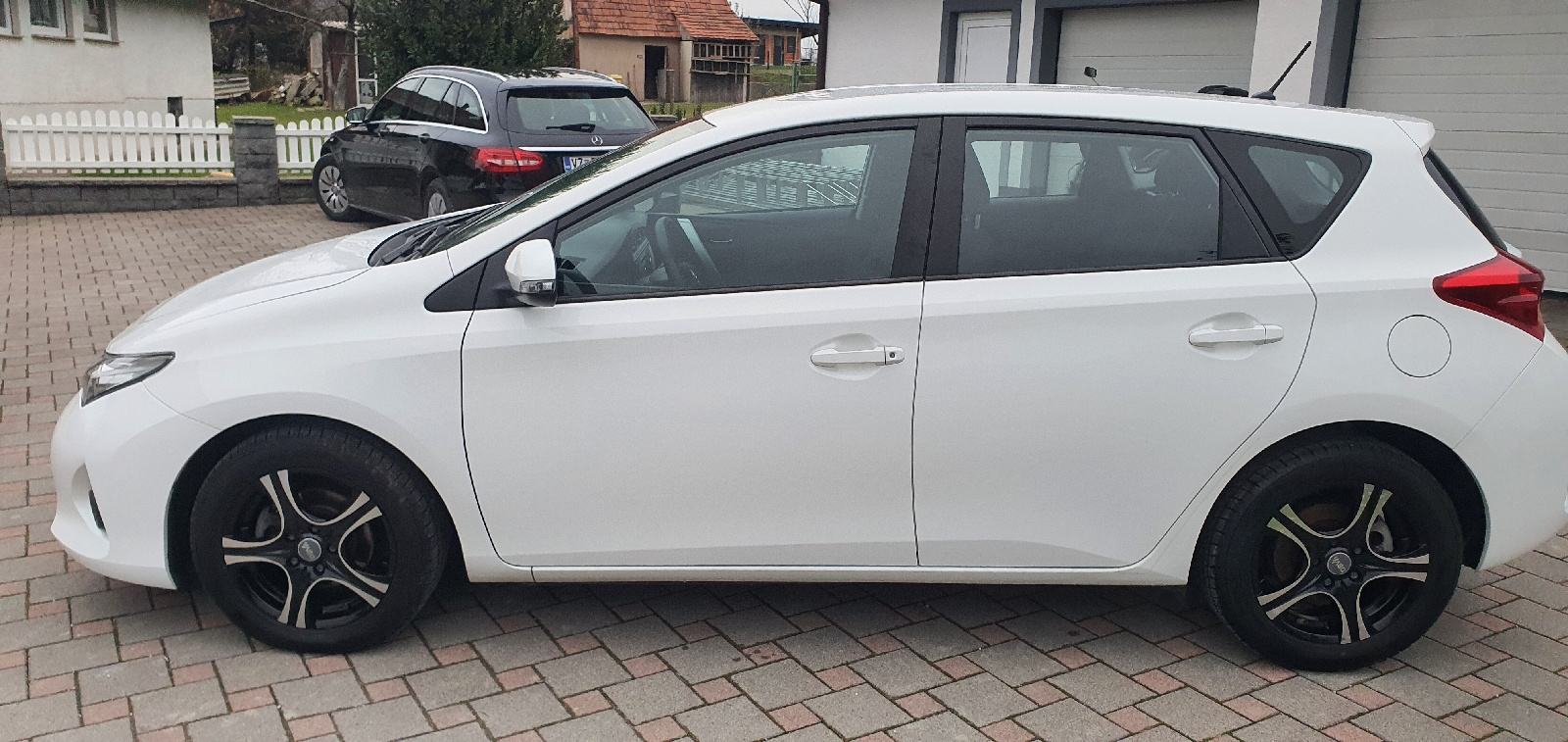 Toyota Auris 1,33, fotografija 5