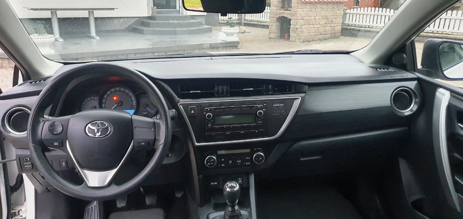 Toyota Auris 1,33, fotografija 11