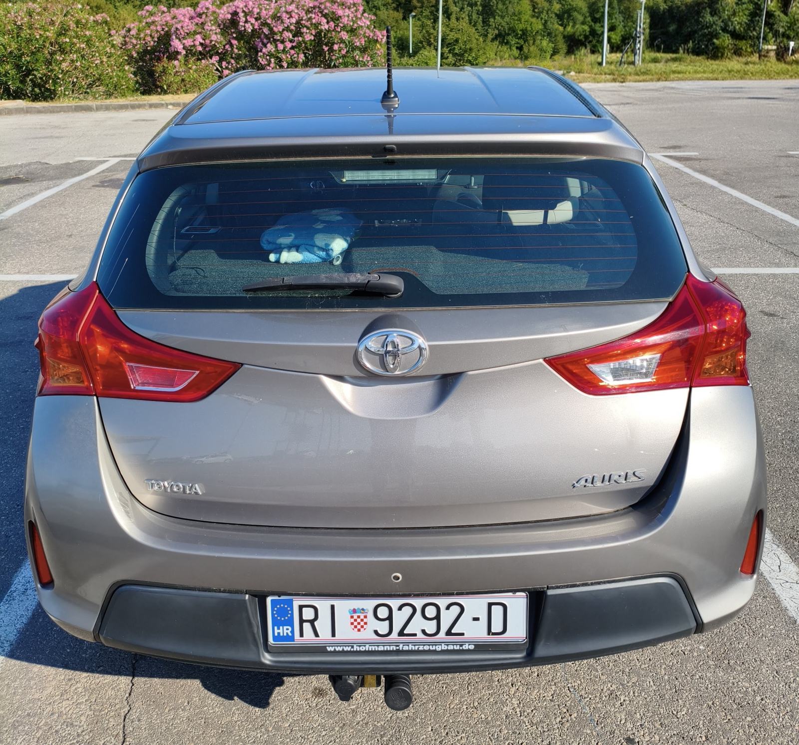 Toyota Auris 1,4 D-4D (kuka + krovni nosači) reg. 06/27, fotografija 6
