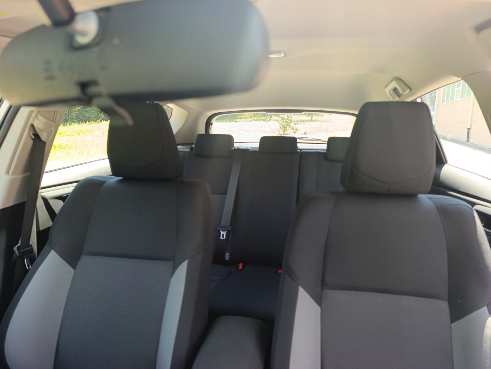 Toyota Auris 1,4 D-4D, fotografija 11