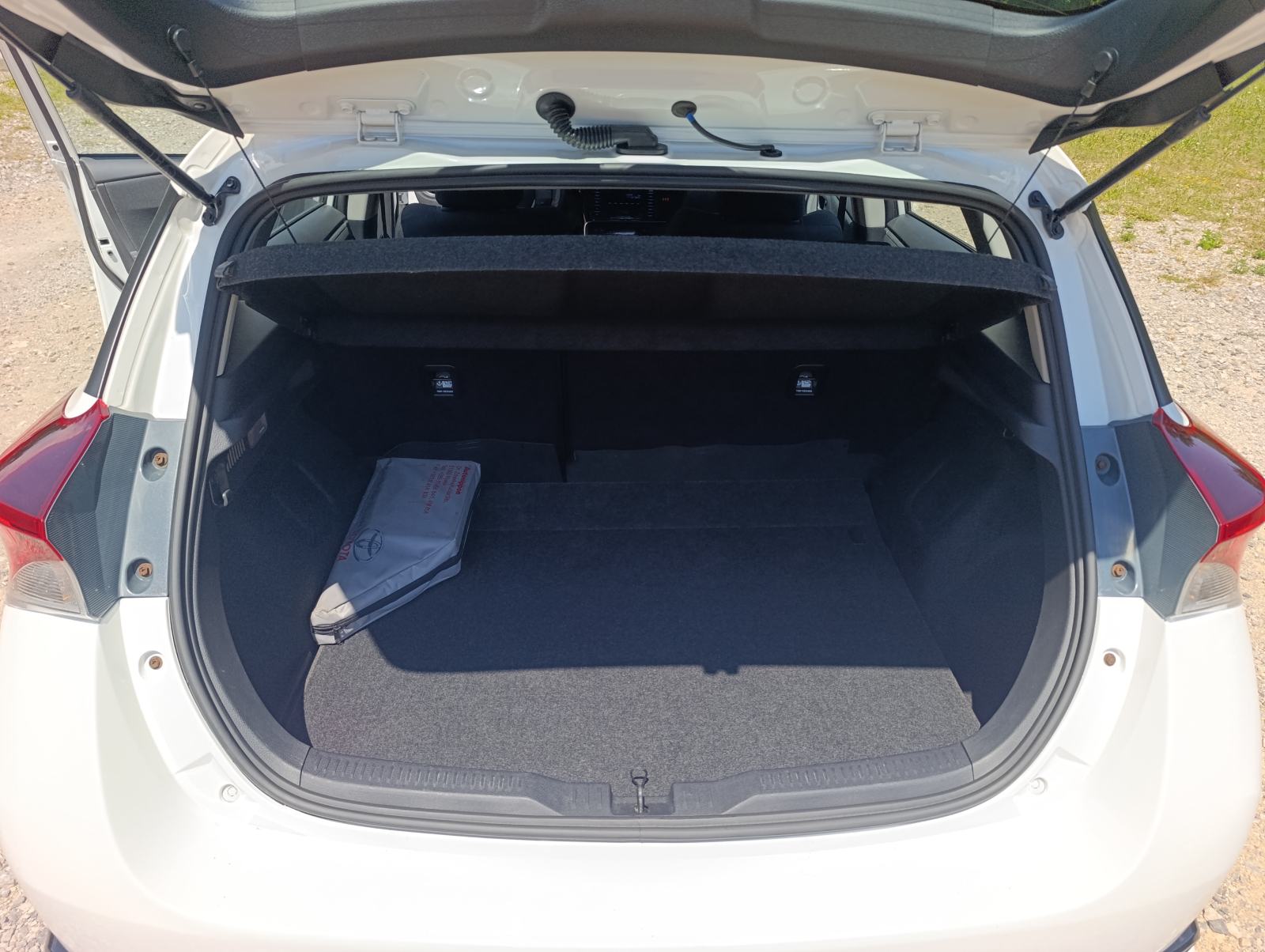 Toyota Auris 1,4 D-4D, fotografija 15