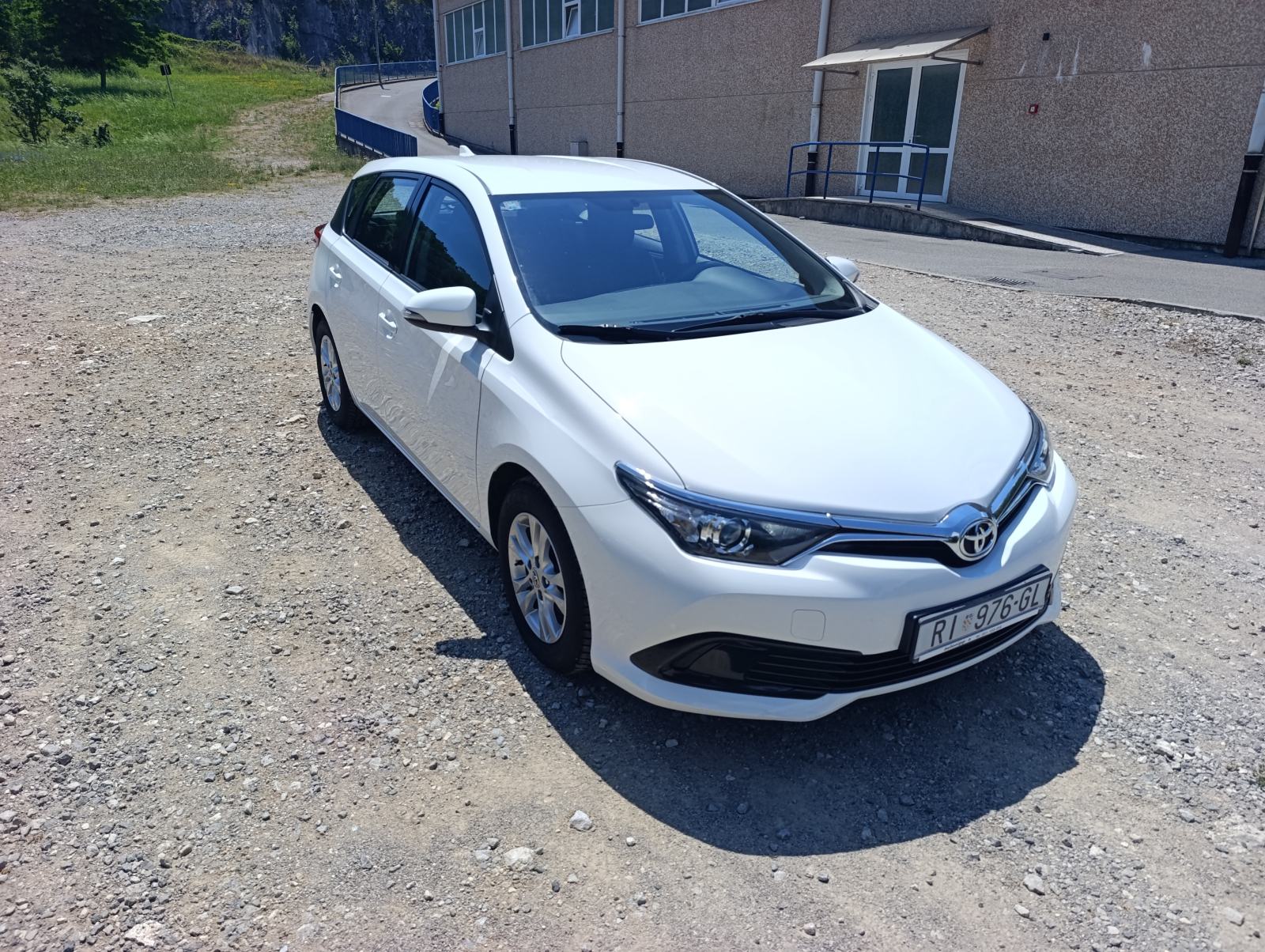 Toyota Auris 1,4 D-4D, fotografija 6