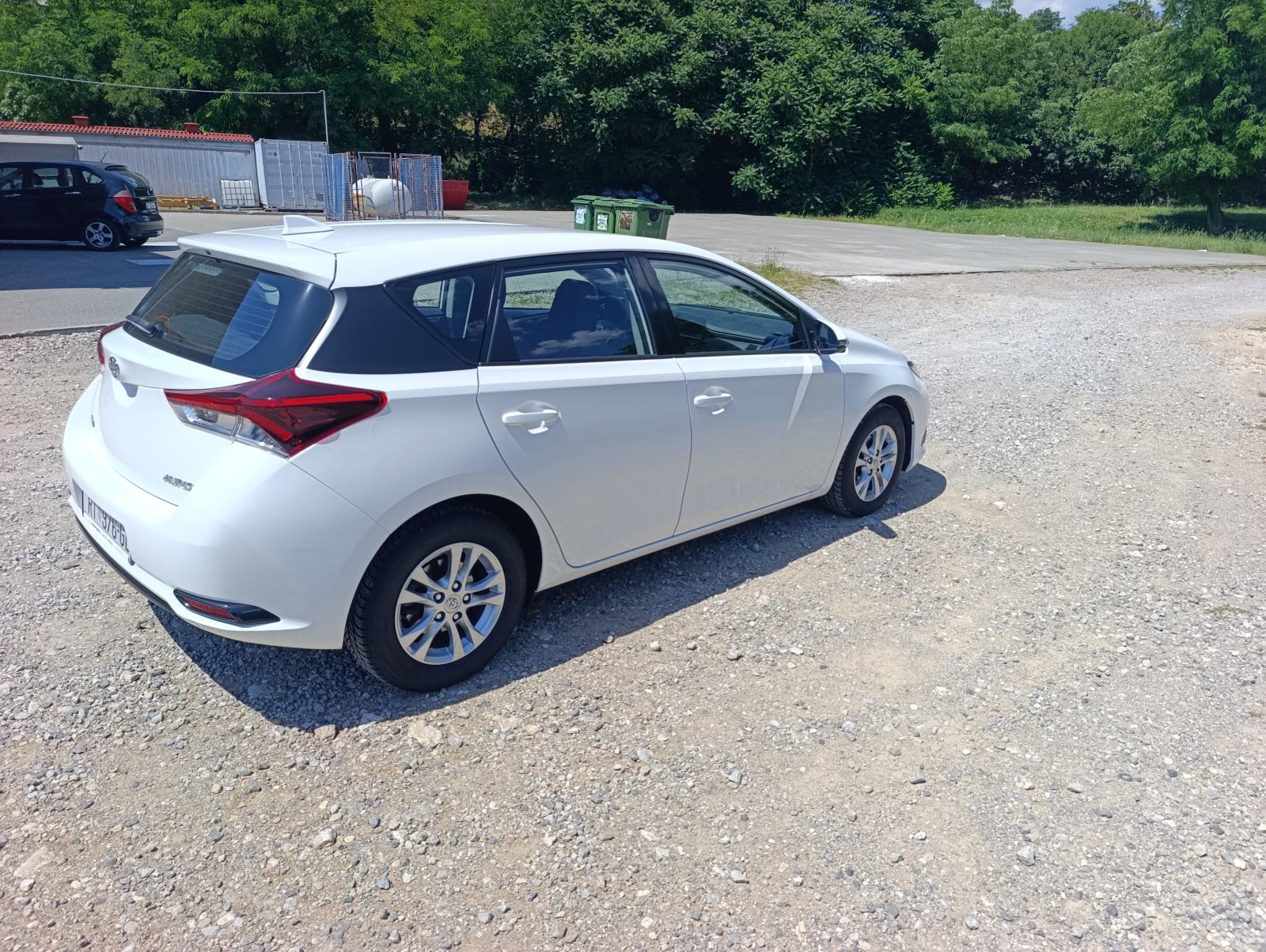 Toyota Auris 1,4 D-4D, fotografija 4
