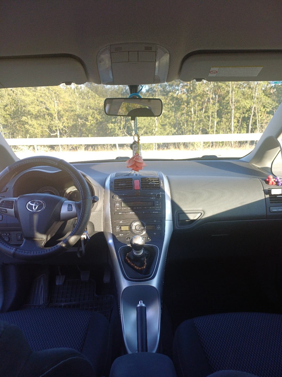 Toyota Auris 1,4 D-4D, fotografija 6