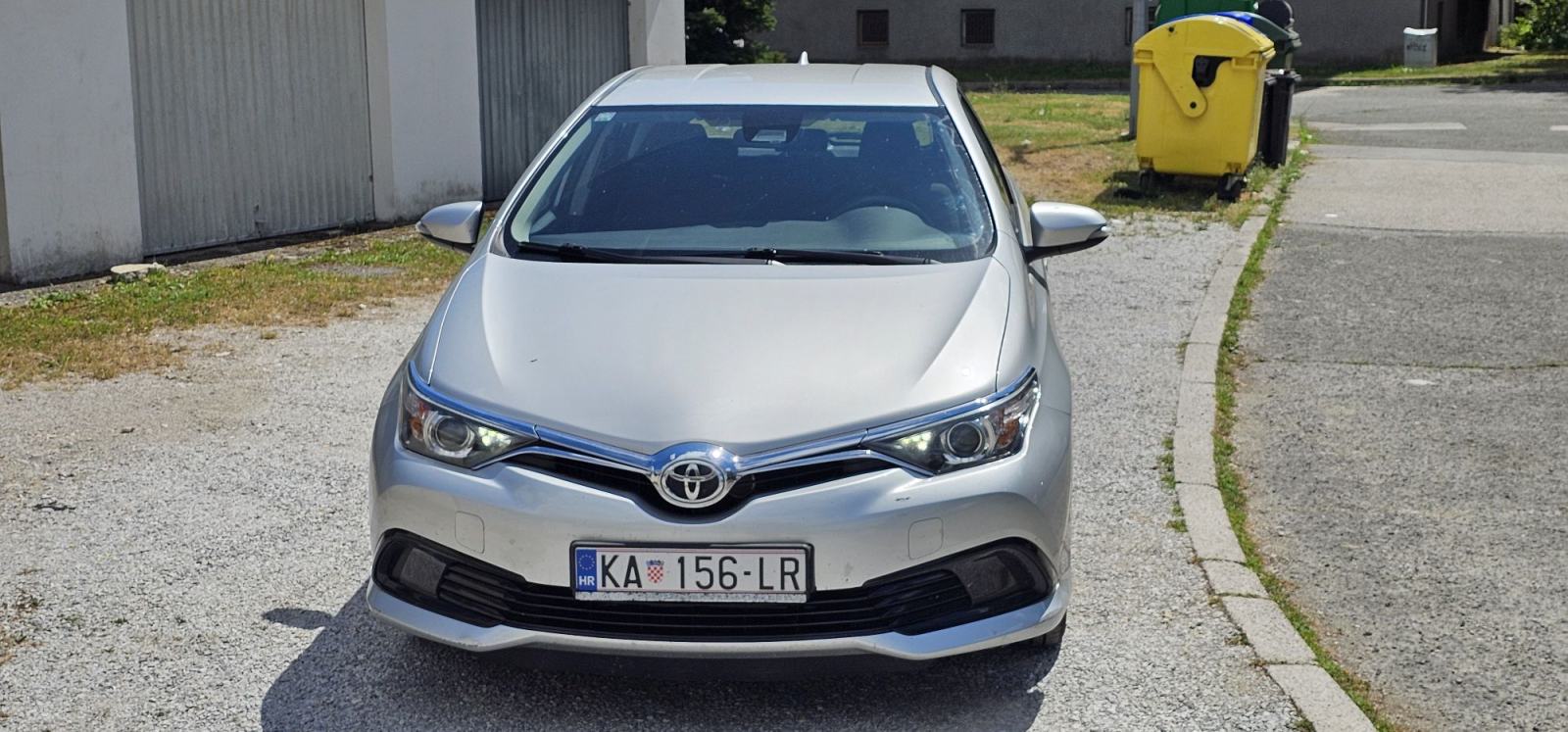 Toyota Auris 1,4 D4D REG.06/2027.god., fotografija 4