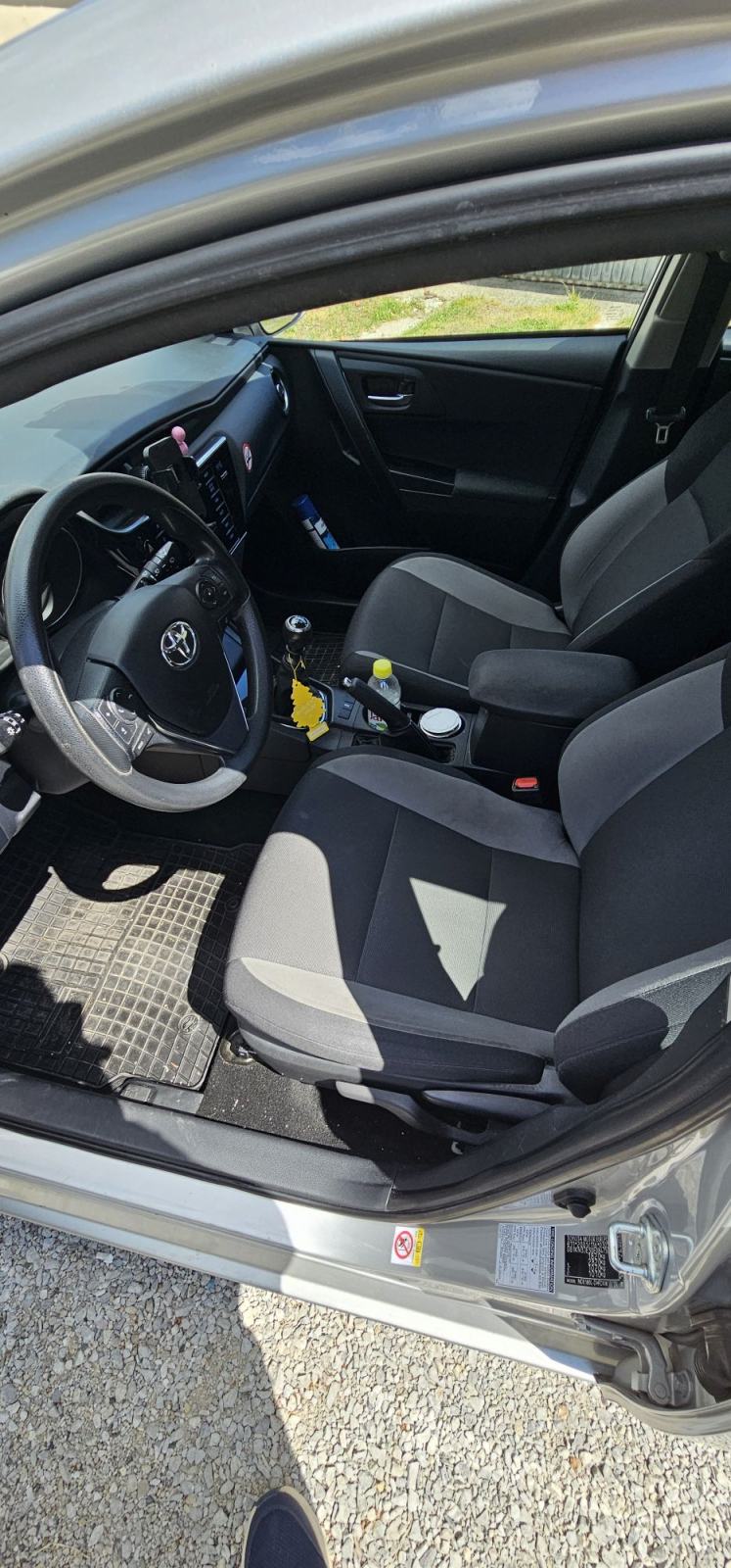 Toyota Auris 1,4 D4D REG.06/2027.god., fotografija 8