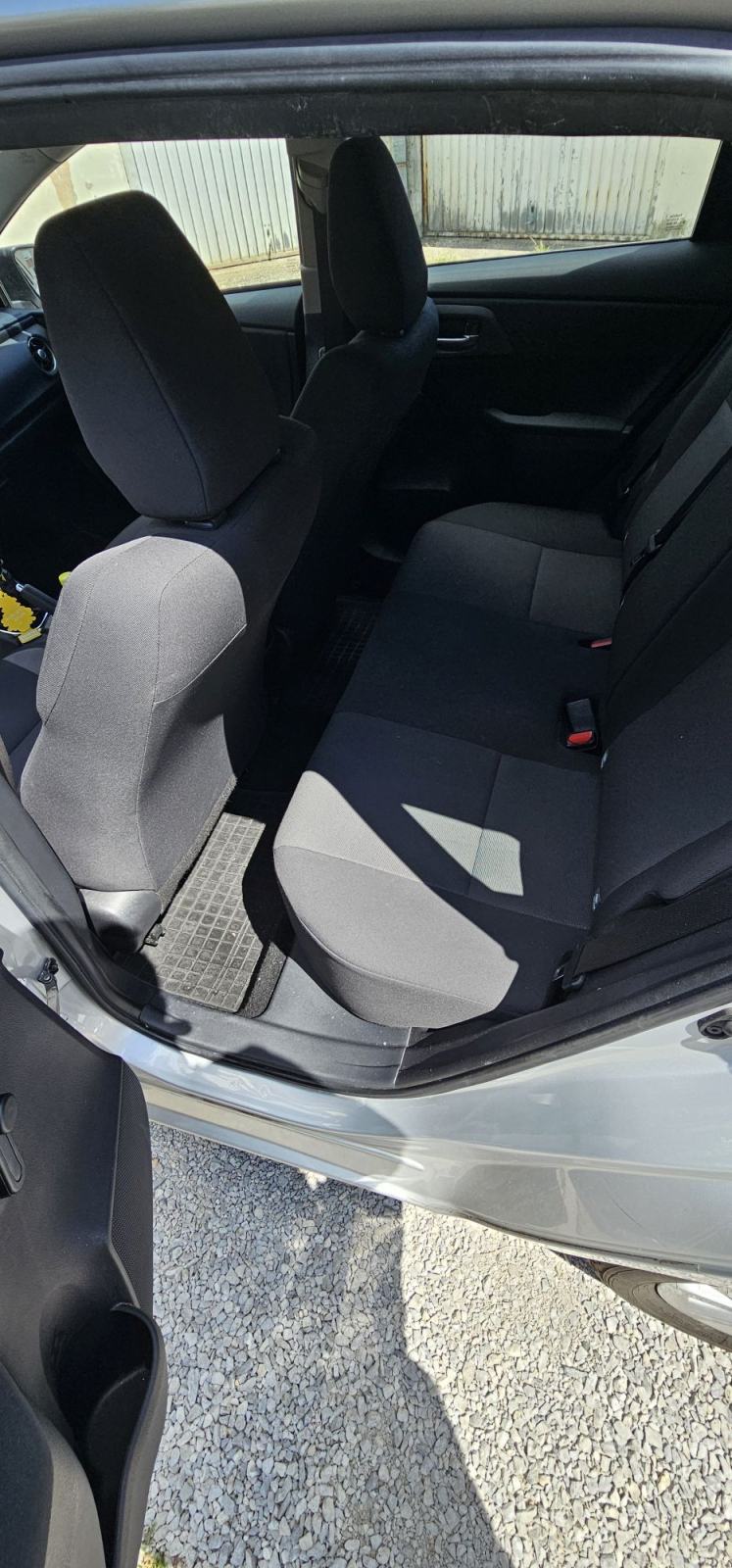 Toyota Auris 1,4 D4D REG.06/2027.god., fotografija 7