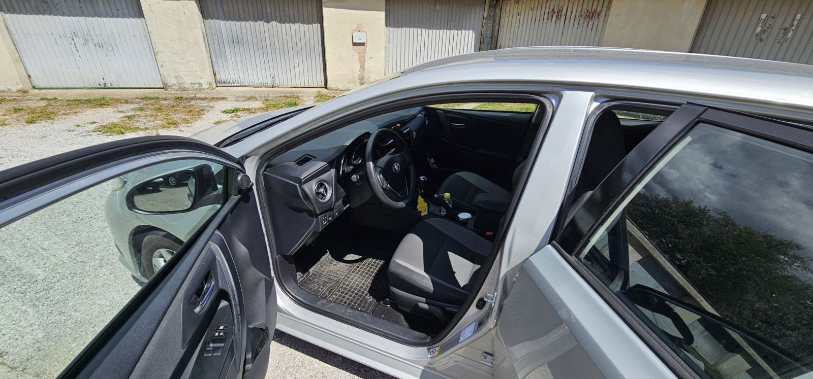 Toyota Auris 1,4 D4D REG.06/2027.god., fotografija 6