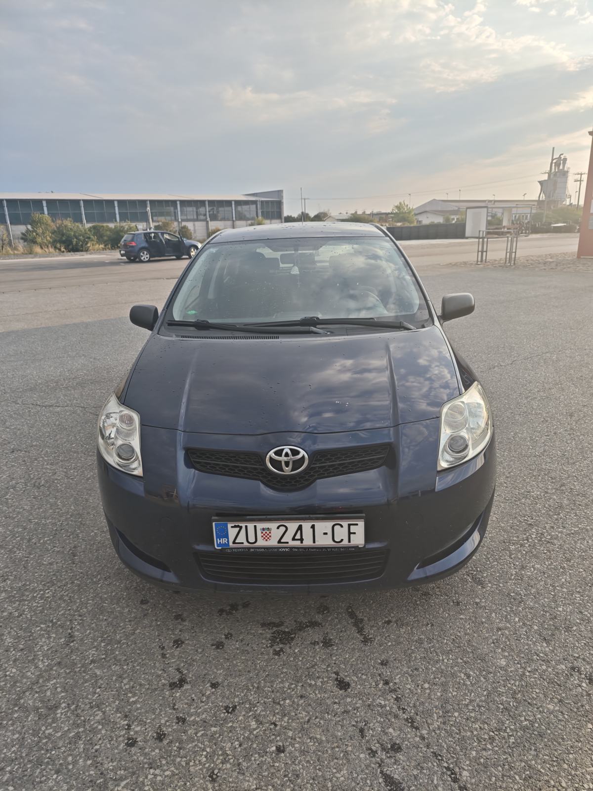 Toyota Auris 1,4 VVT-i, fotografija 2