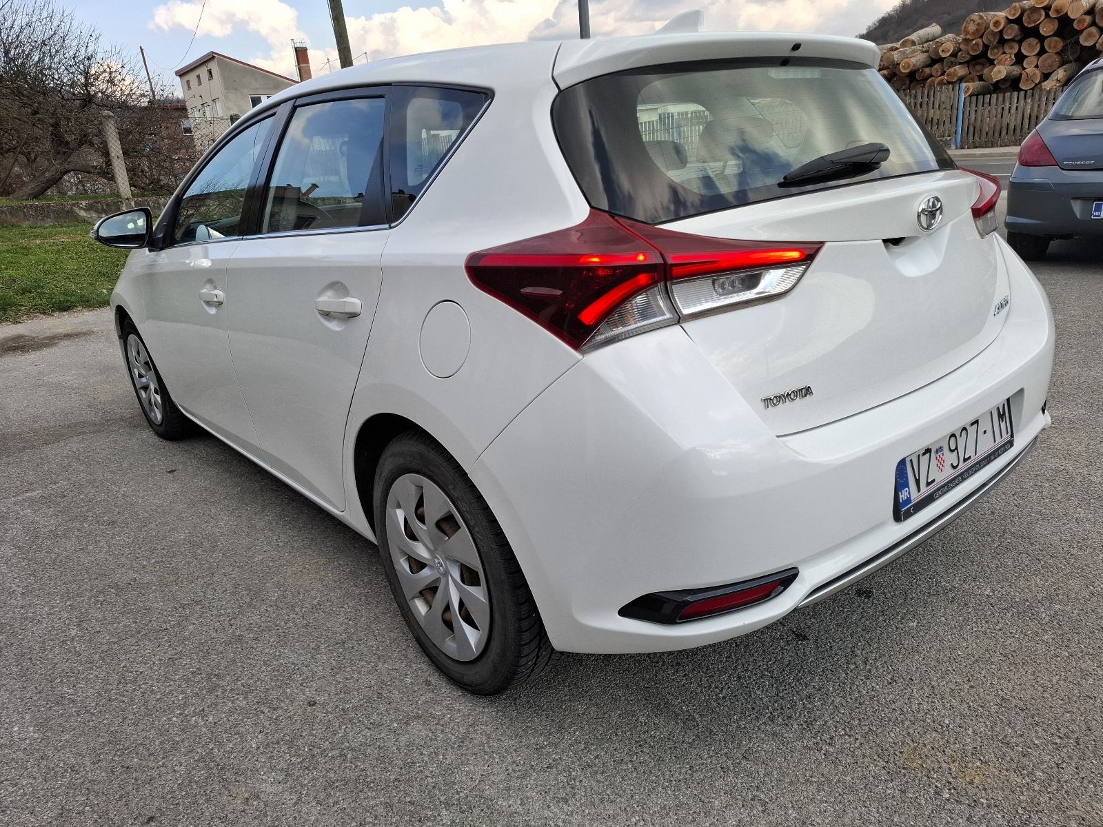Toyota Auris 1,6, fotografija 3