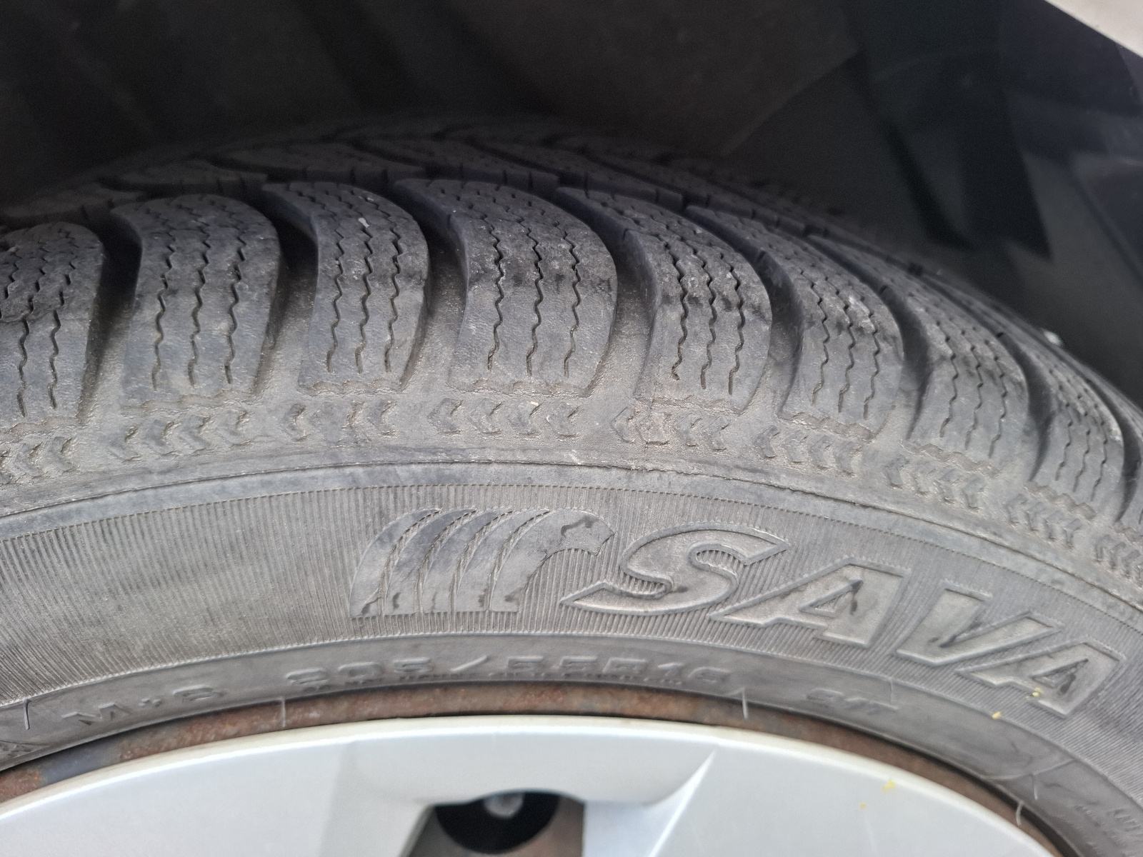 Toyota Auris 1,6, fotografija 10
