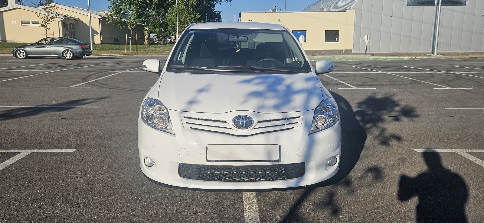 Toyota Auris 1,6 Sol automatik SAMO 98 000 KILOMETARA HR VOZILO, fotografija 4