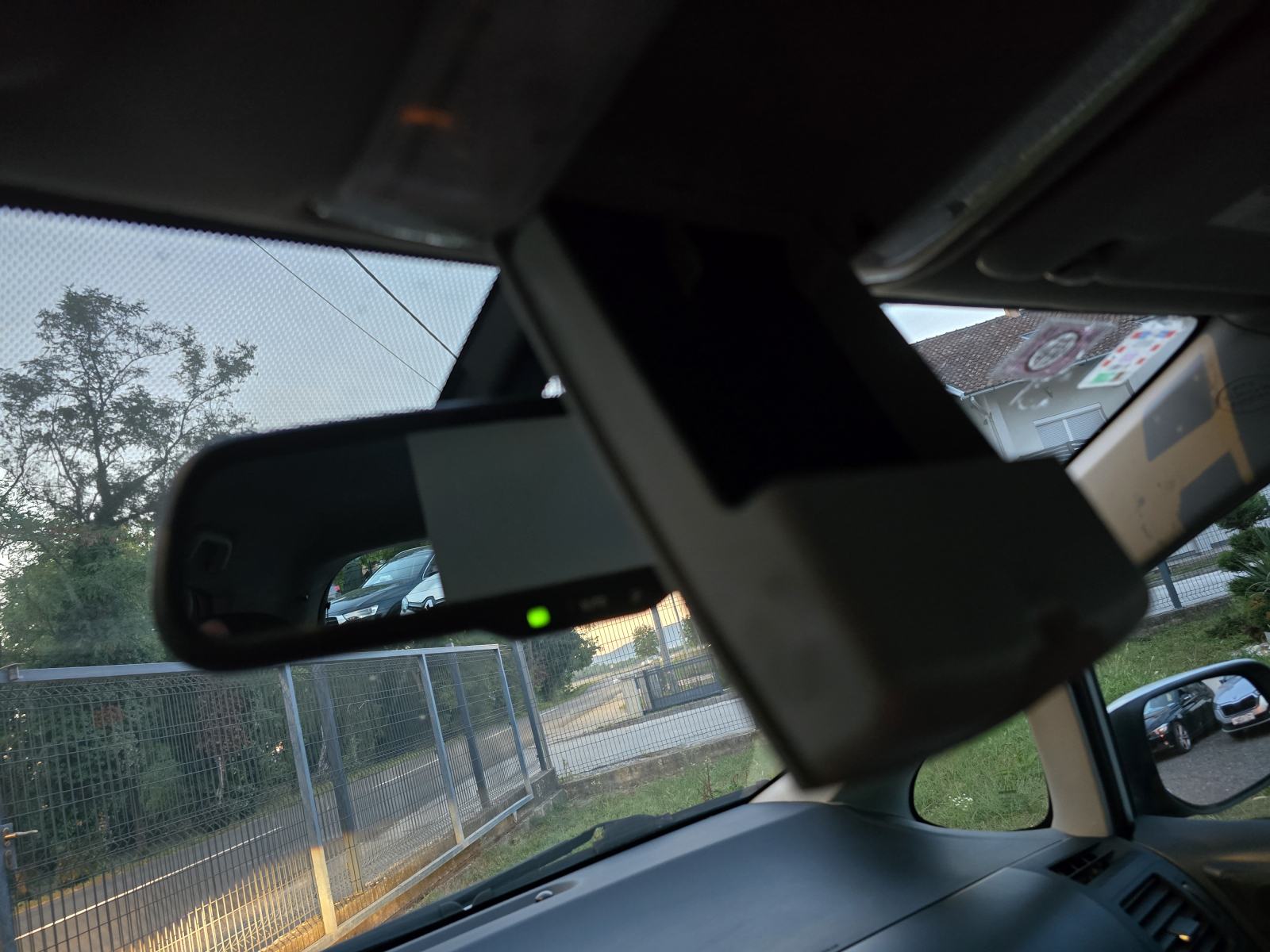 Toyota Auris 1,6 VVT-i Sol AUTOMATIK-NIJE UVOZ,SERVISNA, fotografija 17