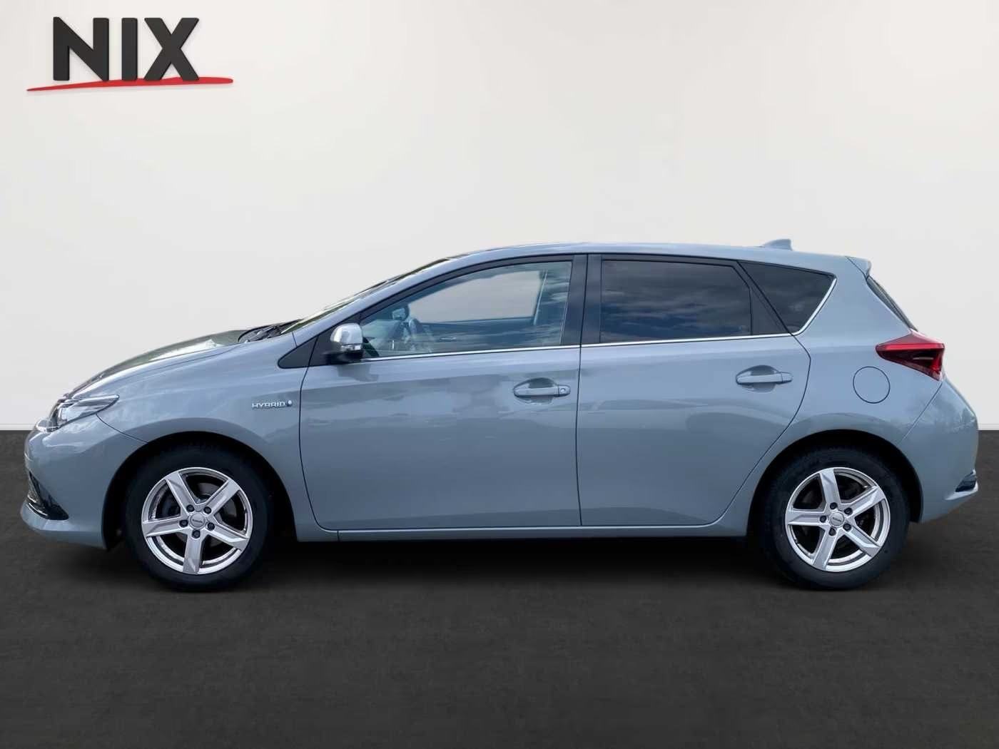 Toyota Auris 1.8 136KS Hybrid LED NAVI AMBIENT LIGHT AUTO.KLIMA, fotografija 5