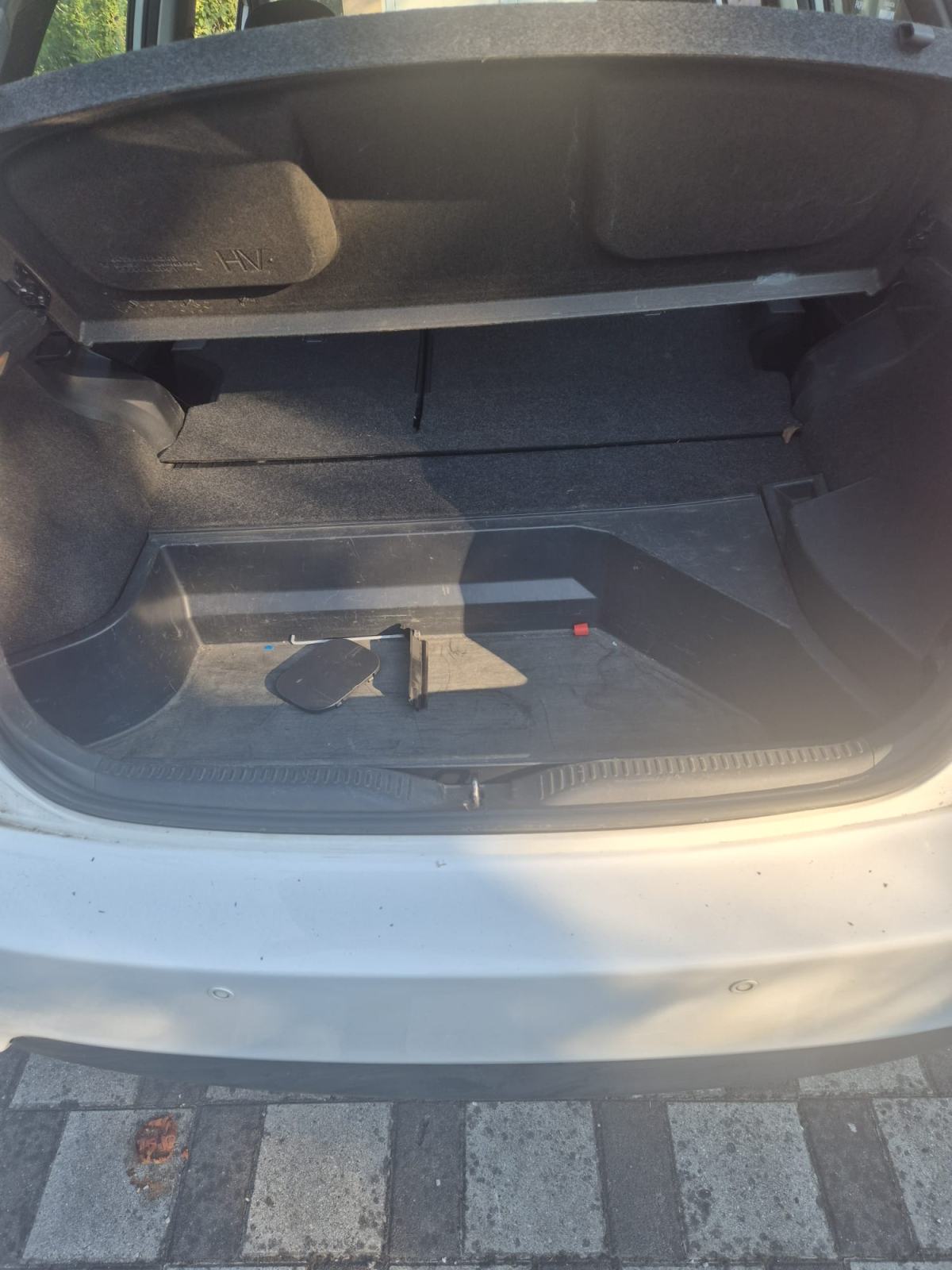 Toyota Auris 1,8 HSD automatik, fotografija 8