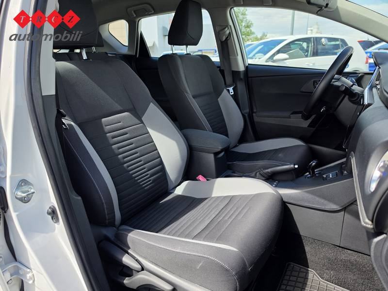 TOYOTA AURIS 1.8 Hybrid Active+LPG, fotografija 7