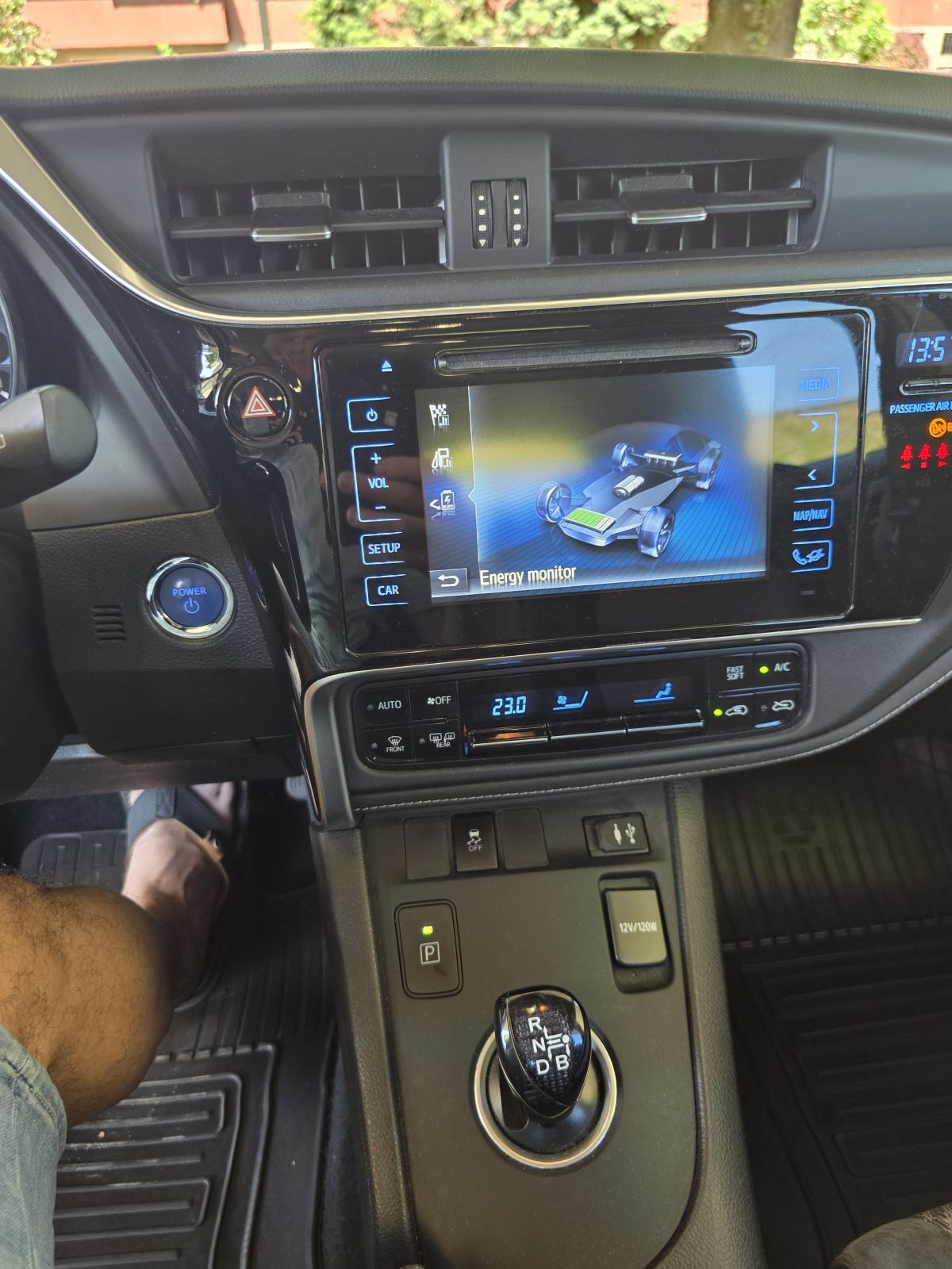 Toyota Auris 1,8 Hybrid VVT-i Black edition, automatik 2018.g., fotografija 6