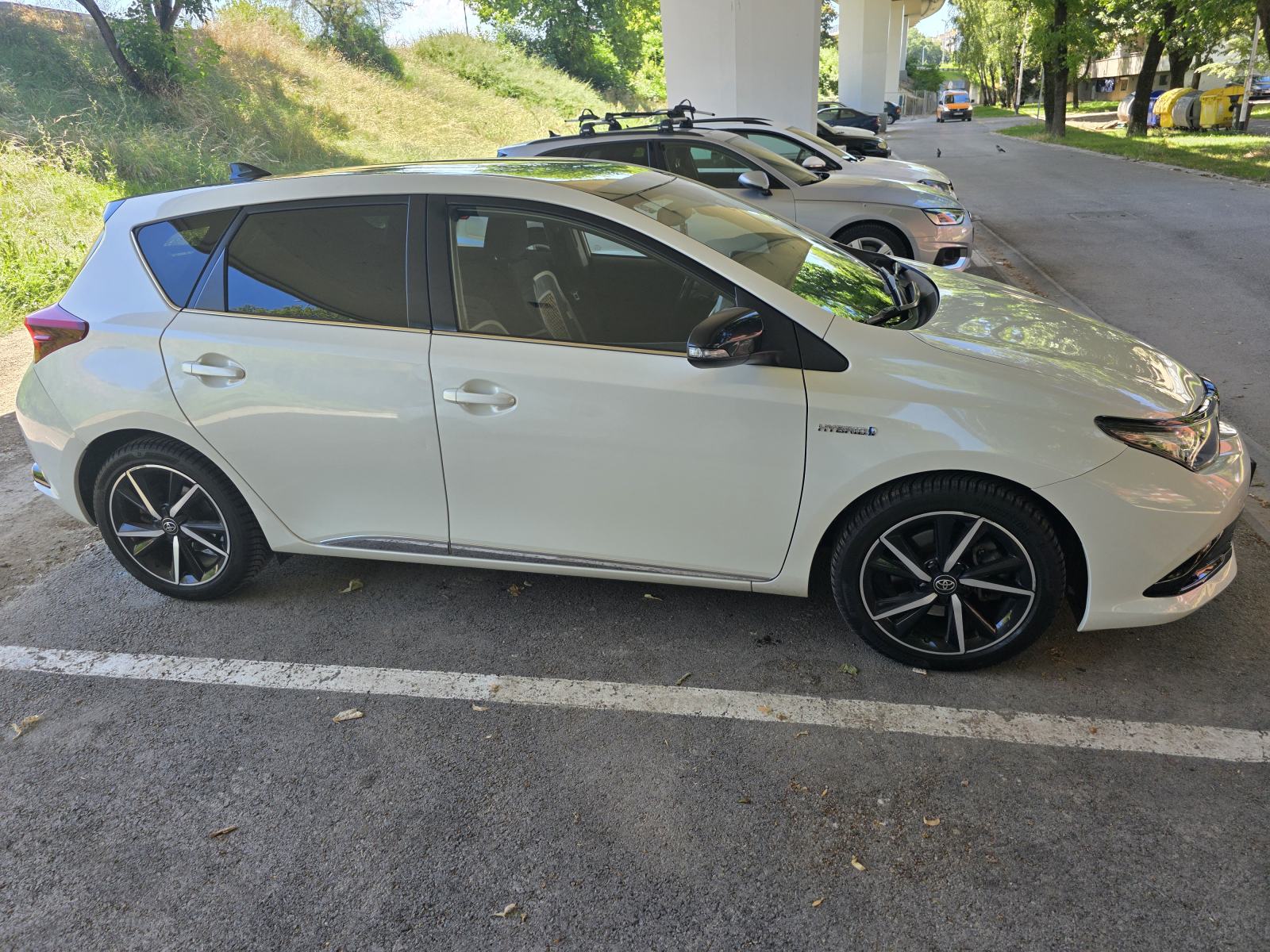 Toyota Auris 1,8 Hybrid VVT-i Black edition, automatik 2018.g., fotografija 4