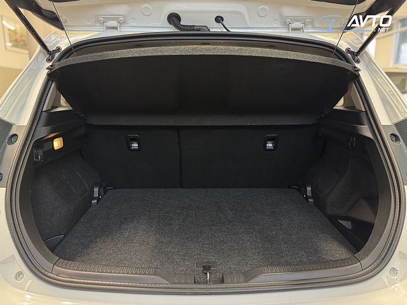 Toyota Auris 1,8 VVT-i Style, fotografija 6