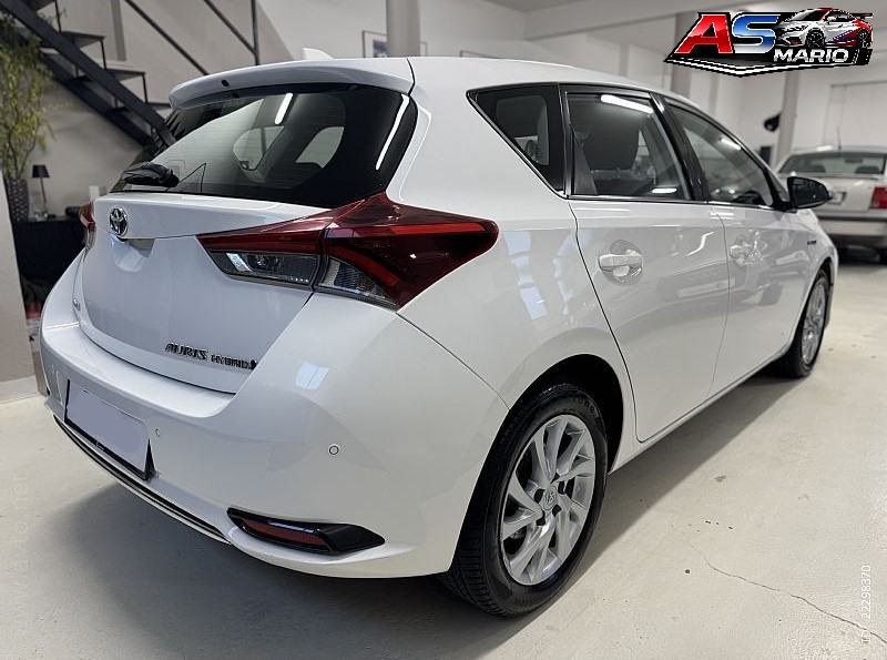 Toyota Auris 1,8 VVT-i Style, fotografija 3