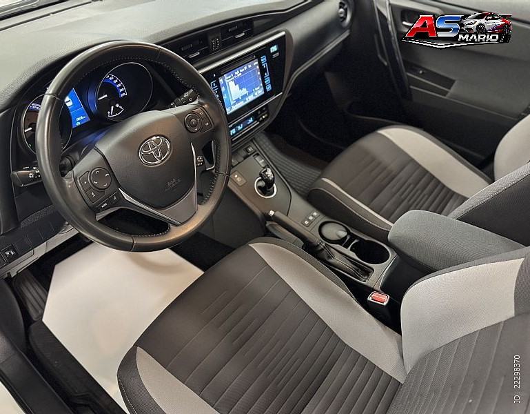 Toyota Auris 1,8 VVT-i Style, fotografija 9