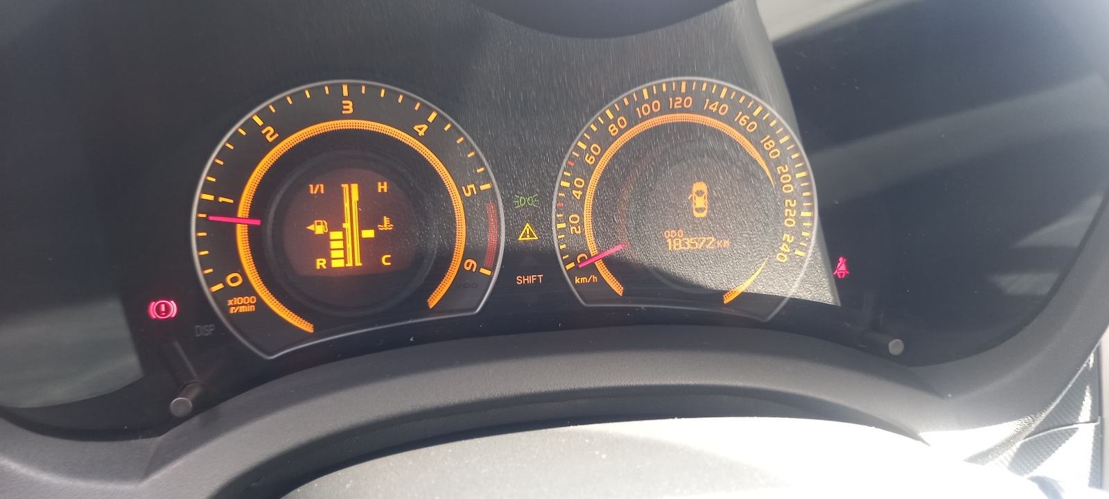 Toyota Auris 2,0 D4-D, fotografija 9