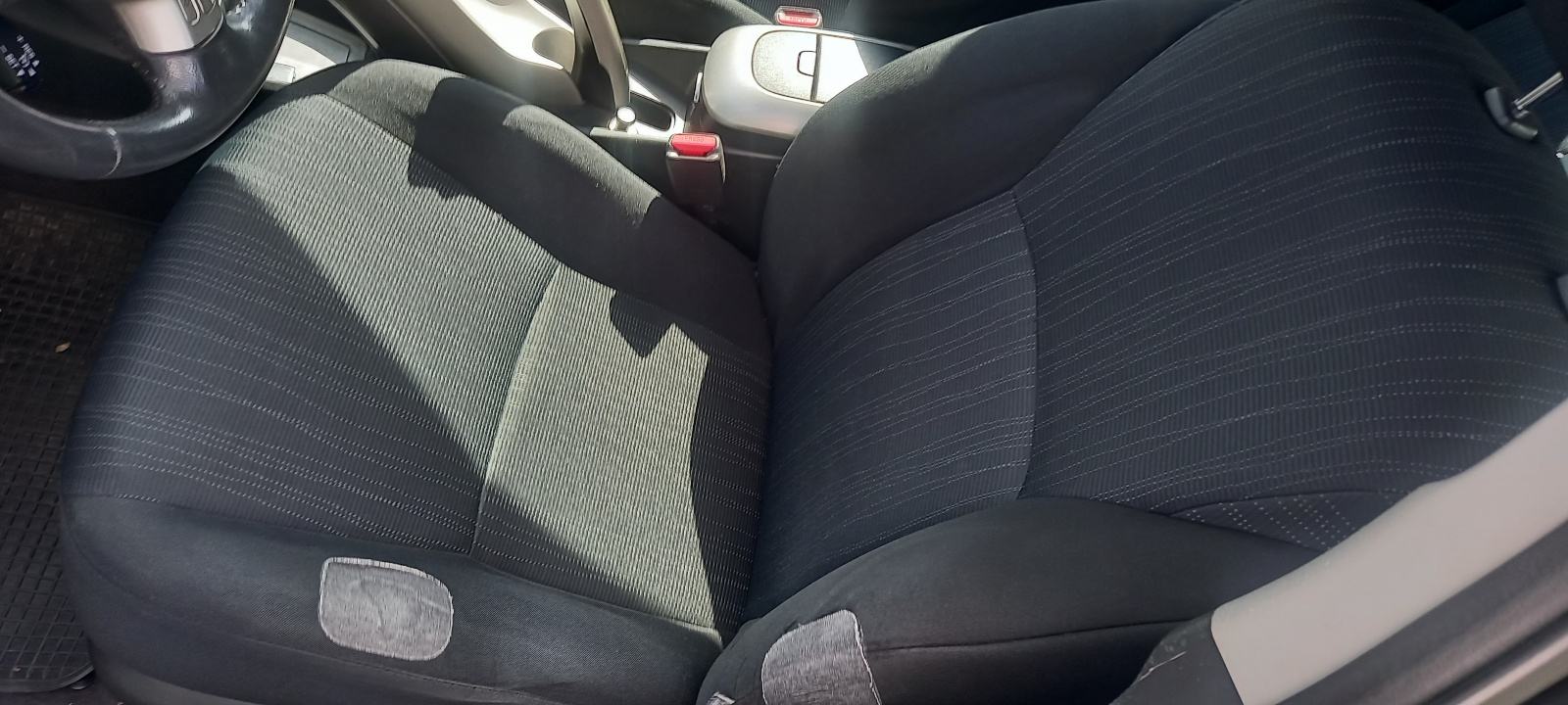 Toyota Auris 2,0 D4-D, fotografija 10