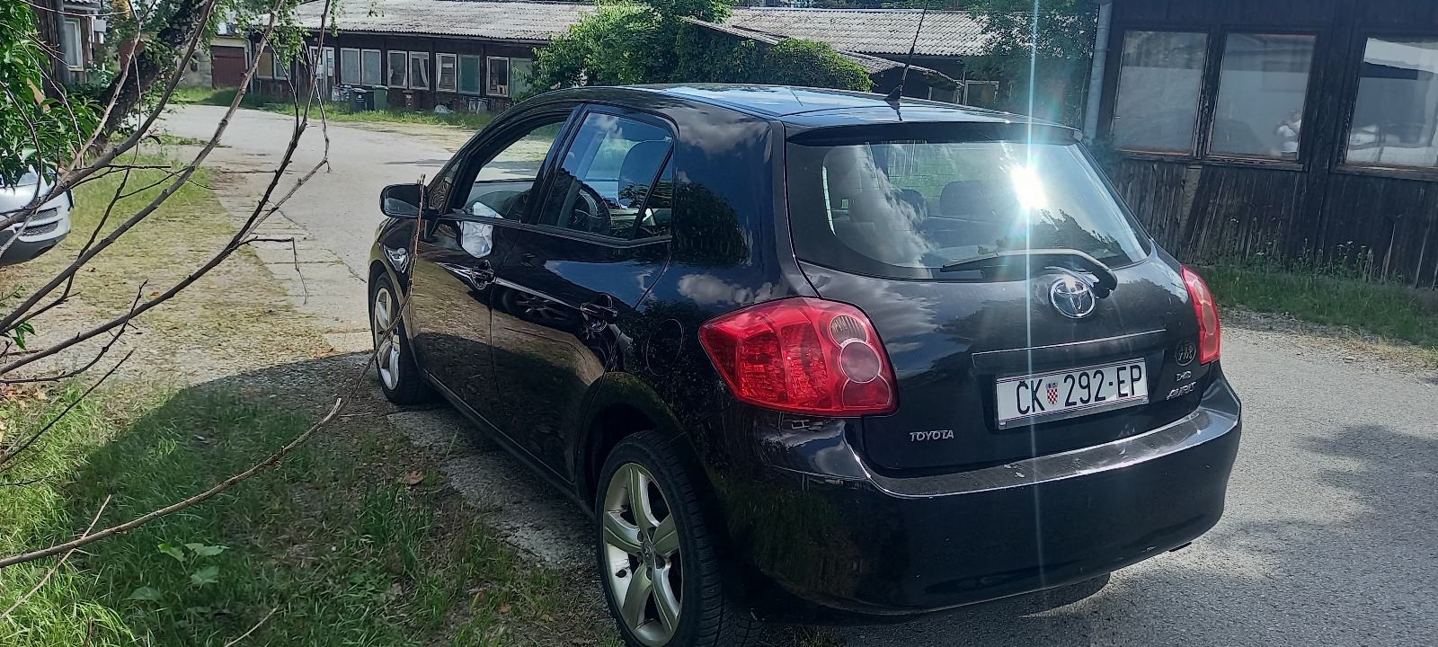 Toyota Auris 2,0 D4-D, fotografija 12