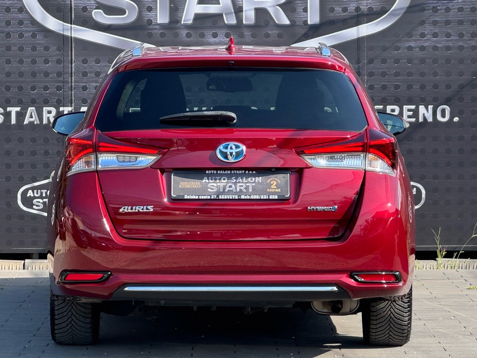 Toyota Auris 1,8 VVT-i HYBRID AUTOMATIK / KAMERA / NAVI / JAMSTVO, fotografija 7