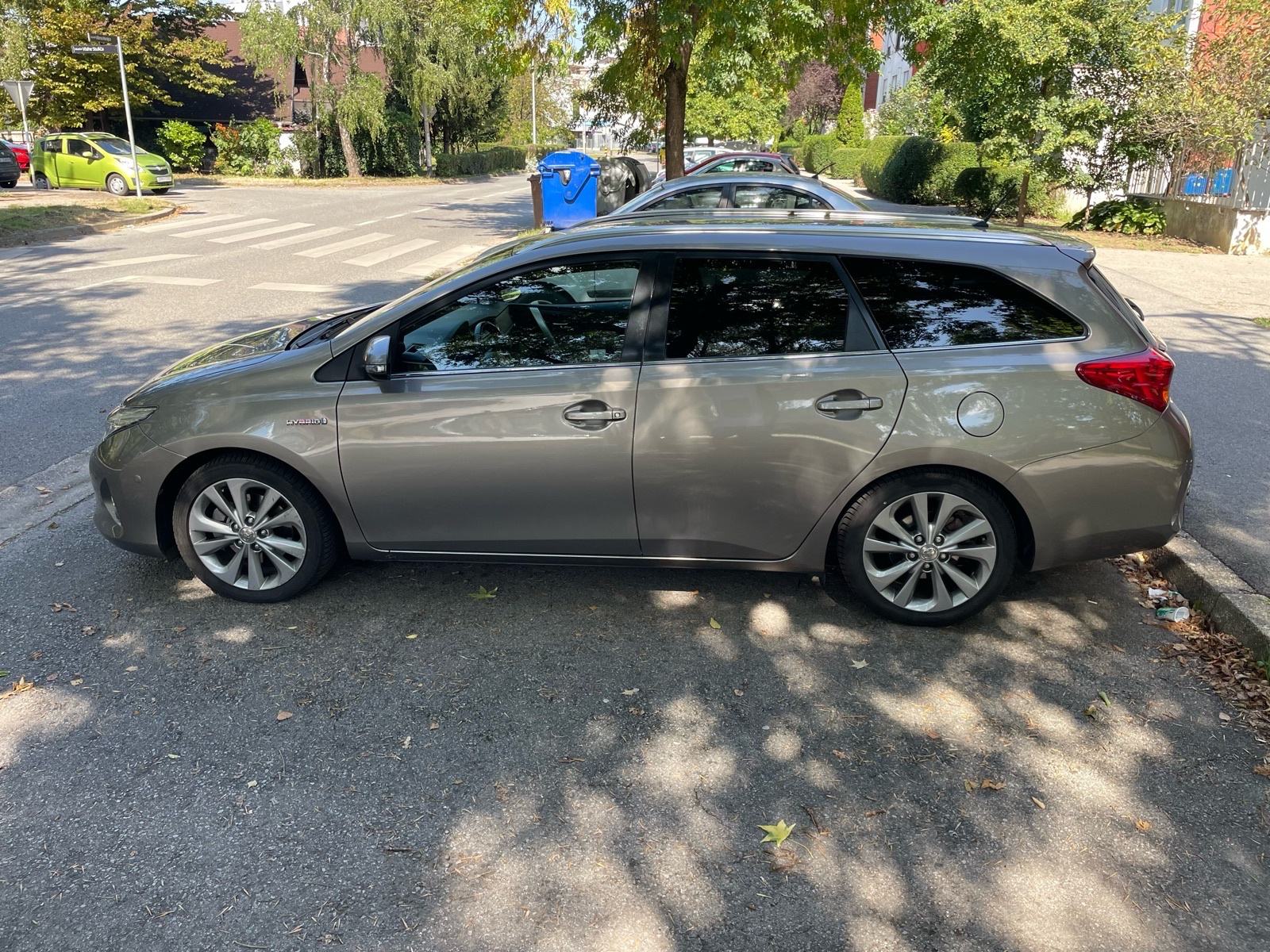 Toyota Auris karavan Auris 1.8 HSD SOL automatik, fotografija 5