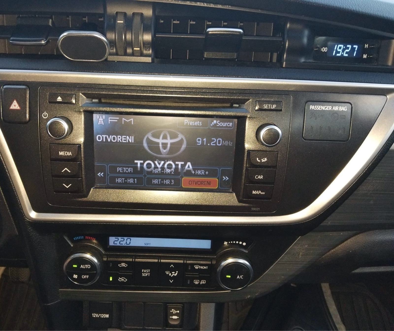 Toyota Auris karavan TS 1,4 D-4D, fotografija 4